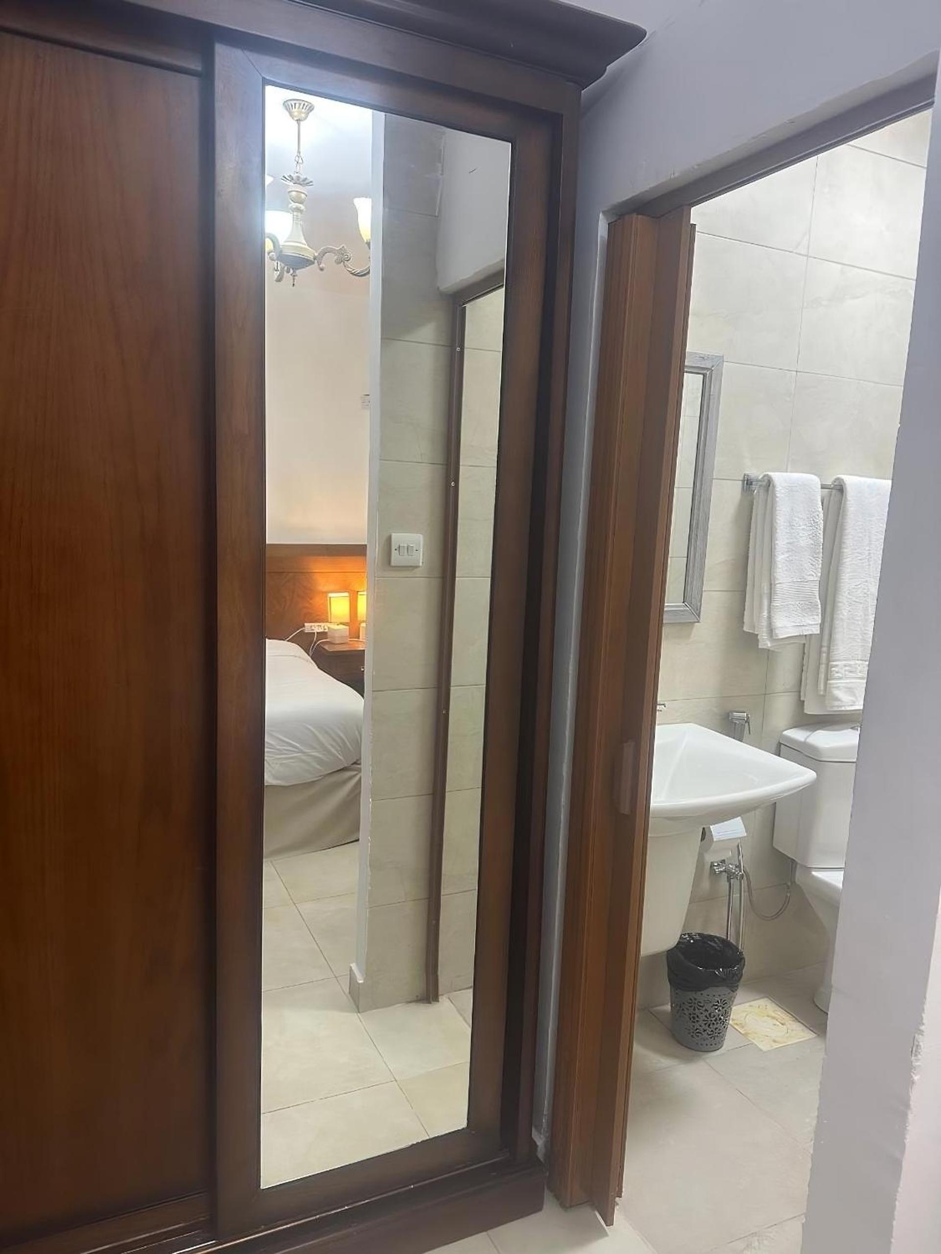 Deluxe Twin Room photo 1