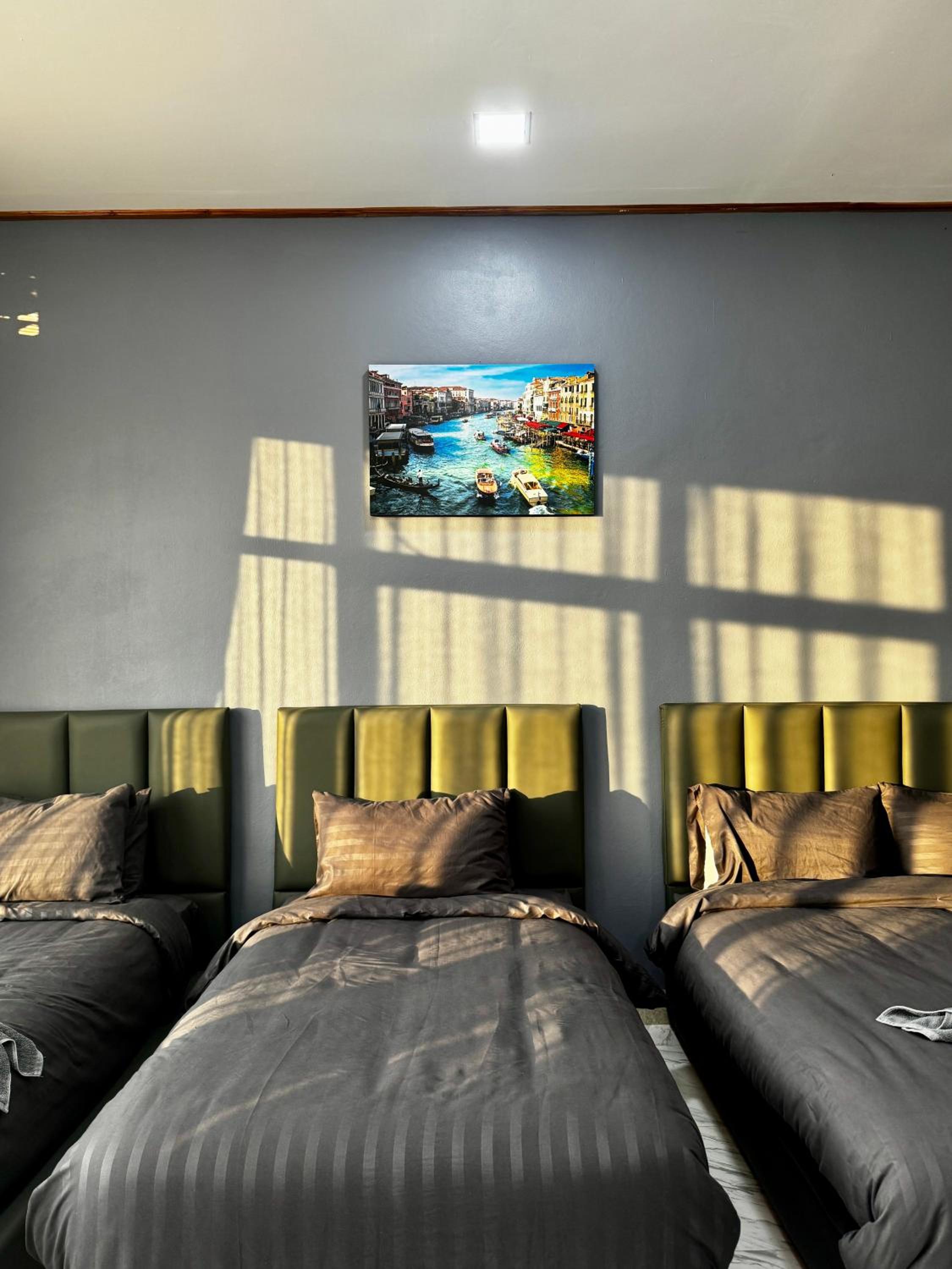 Triple Room