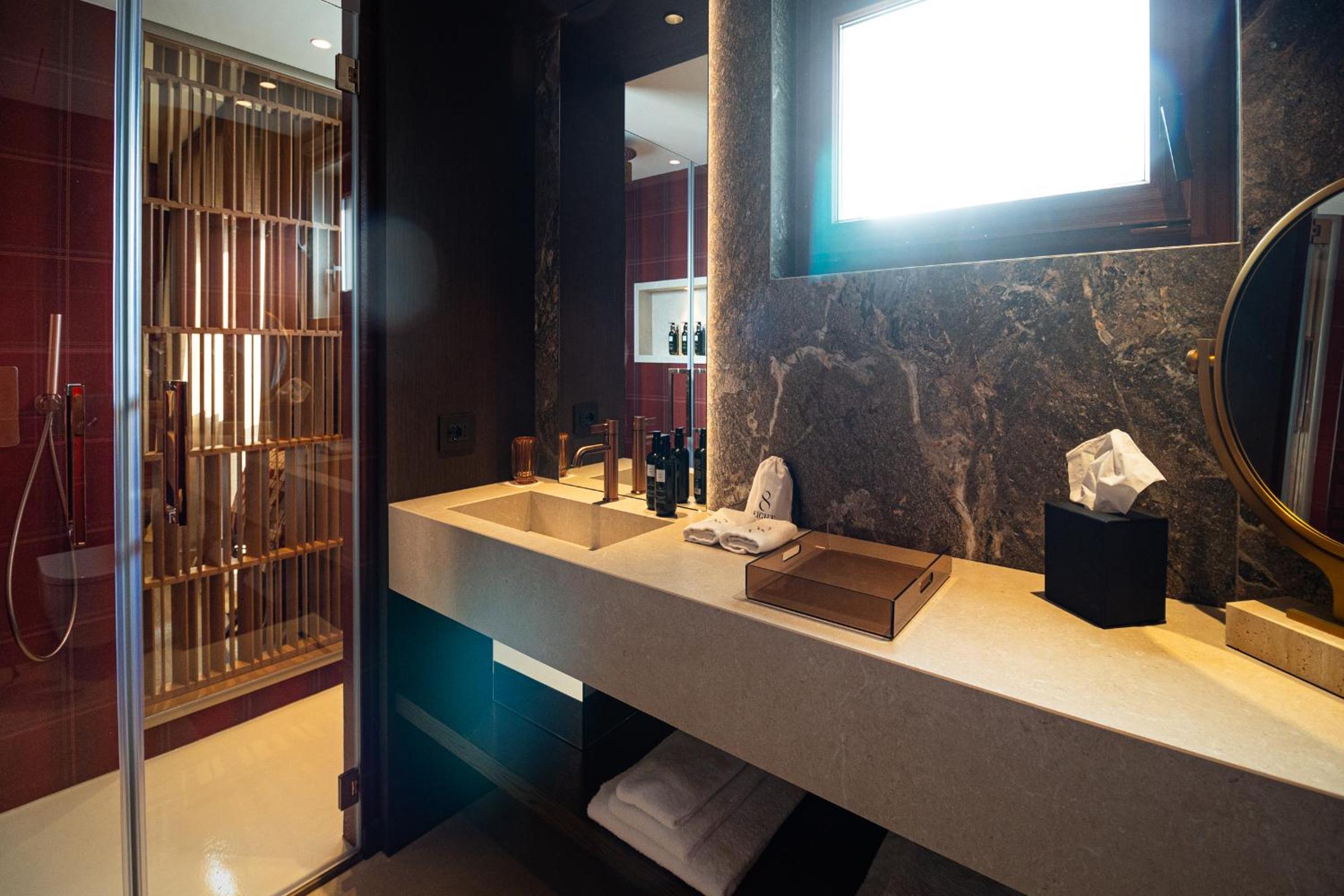 Junior Suite - Photo 6