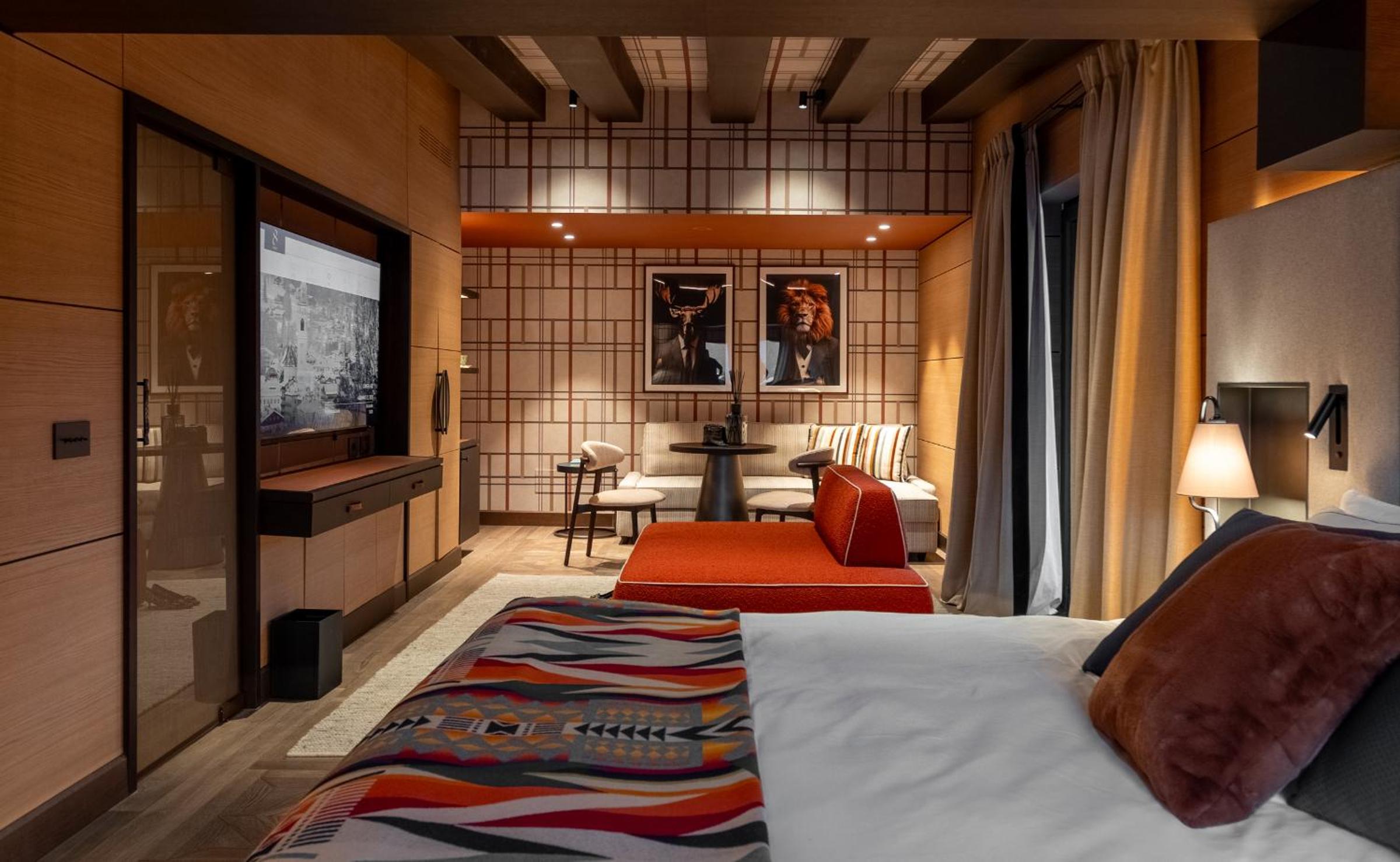 Suite - Photo 2