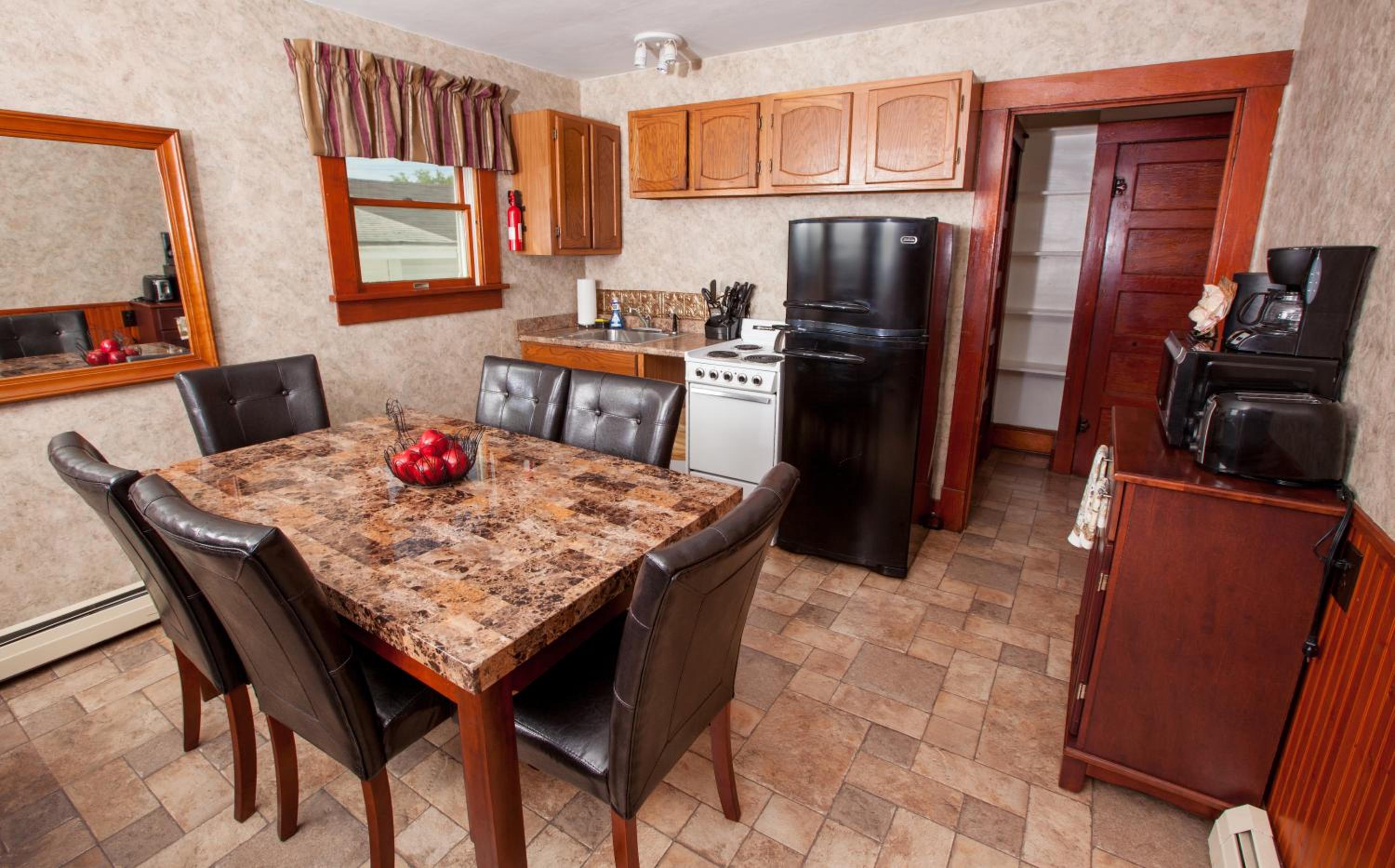 Two-Bedroom Suite
