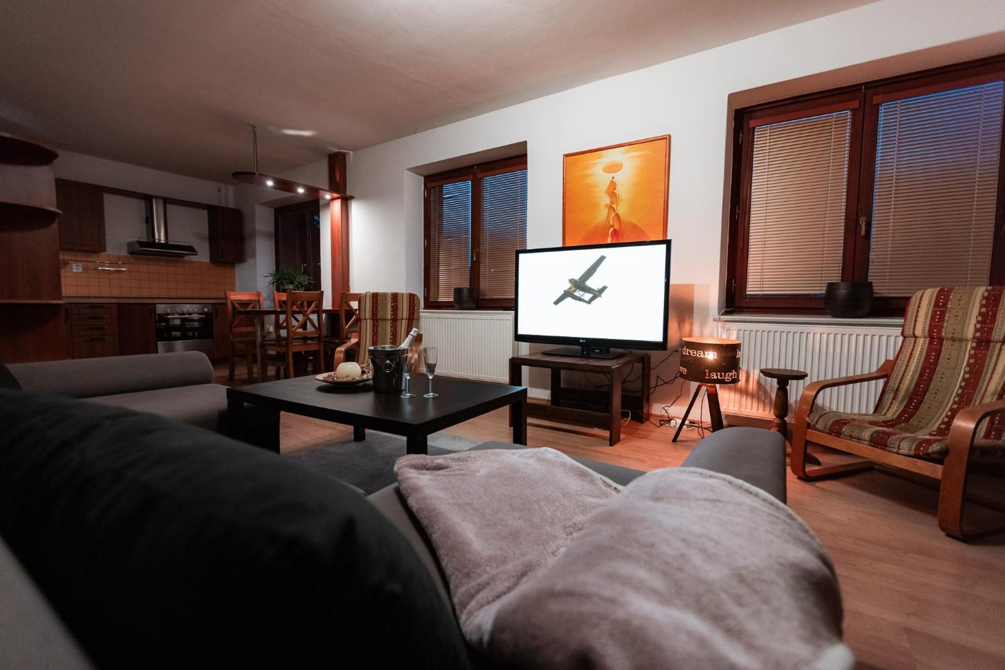 Three-Bedroom Deluxe Apartment