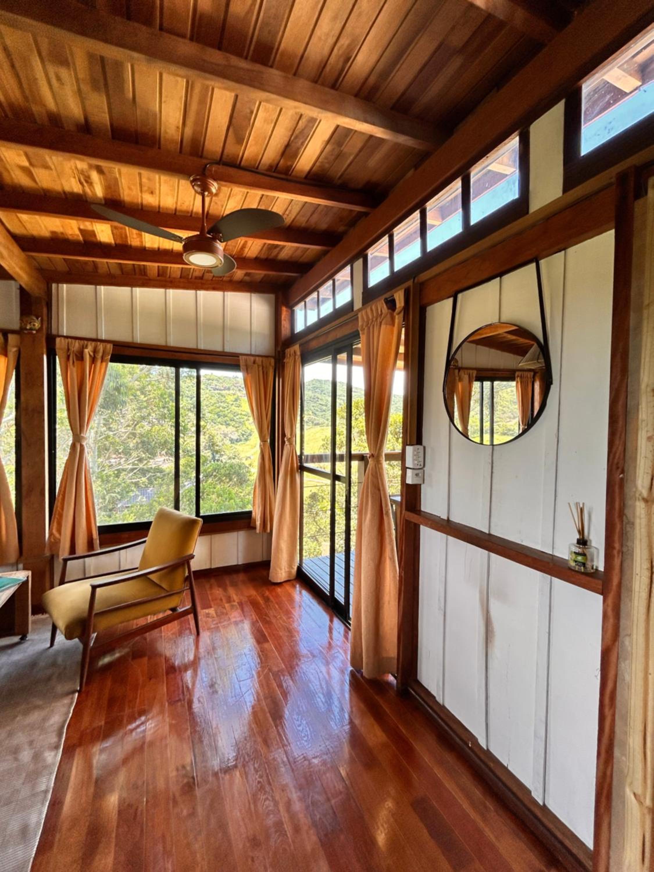 One-Bedroom House photo 1
