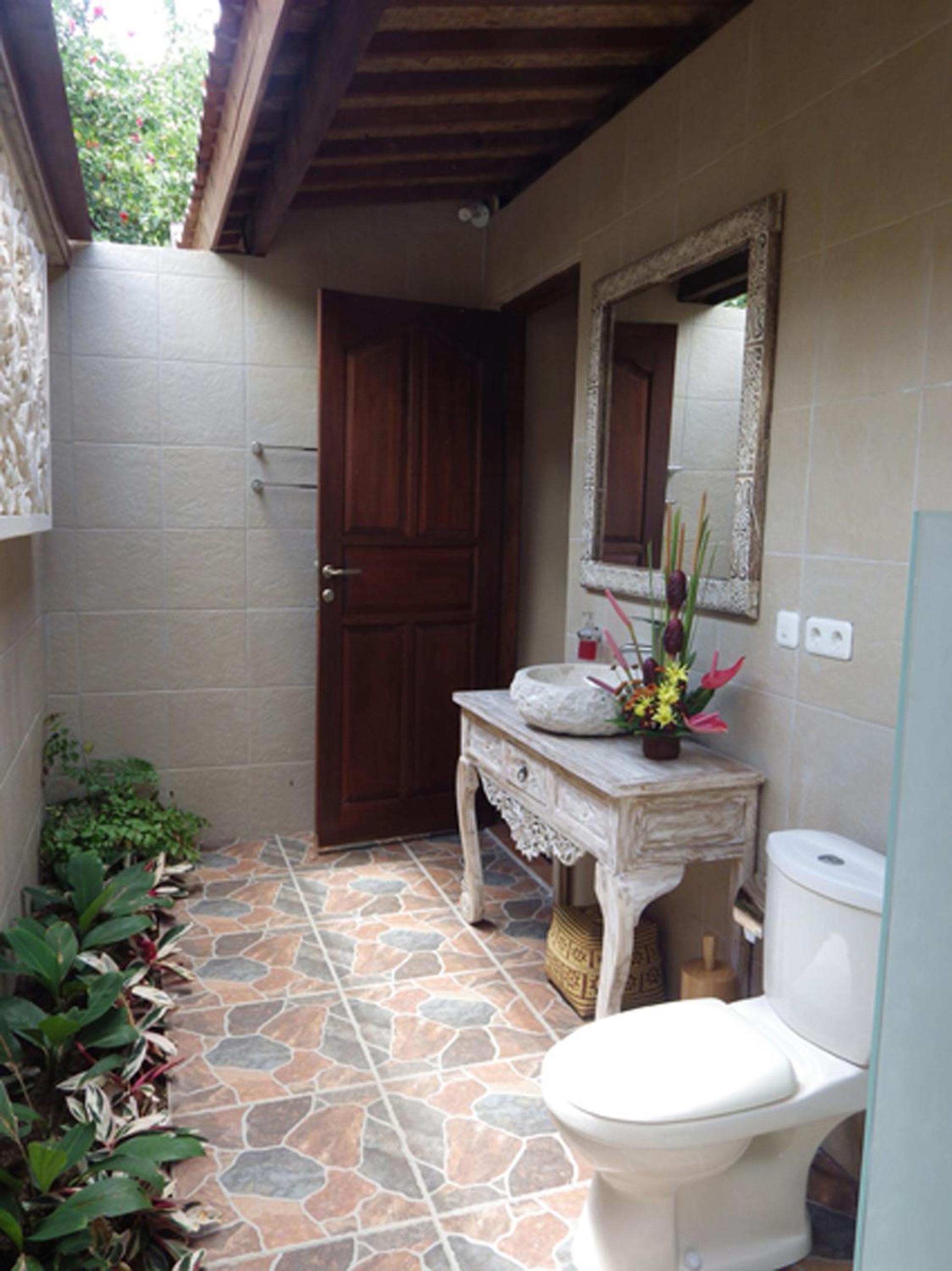 Two-Bedroom Villa with Private Pool - Photo 13