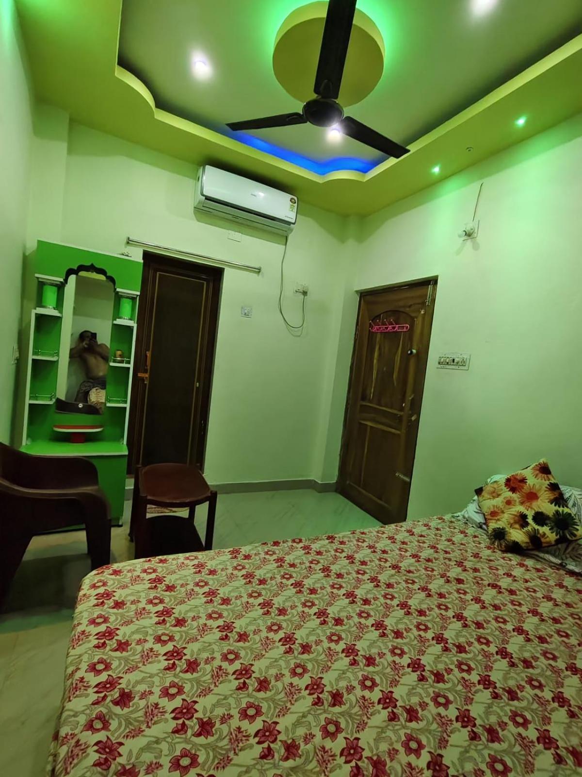 Double or Twin Room with Private Bathroom photo 1