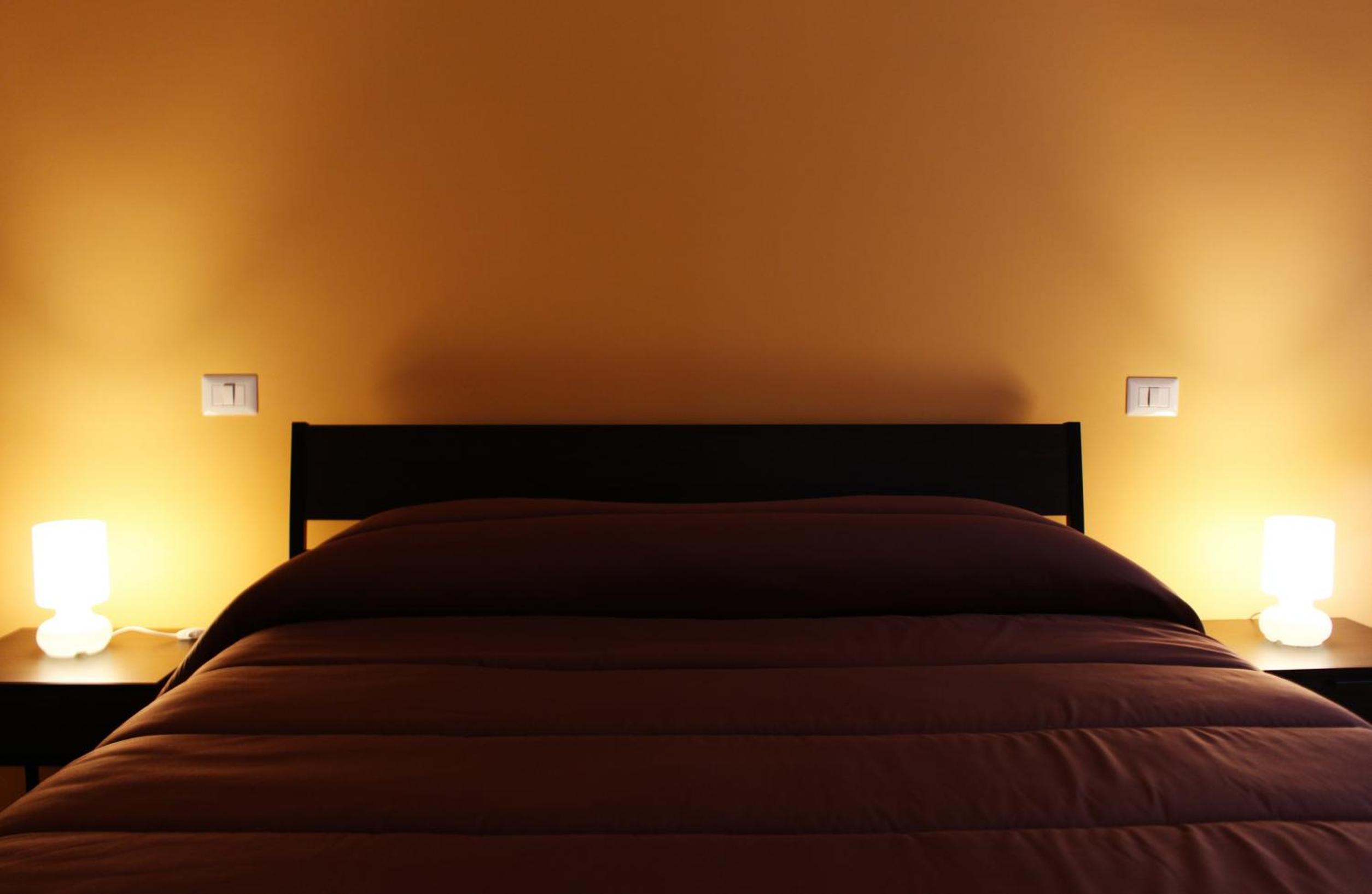 Double Room with Private Bathroom - Photo 23