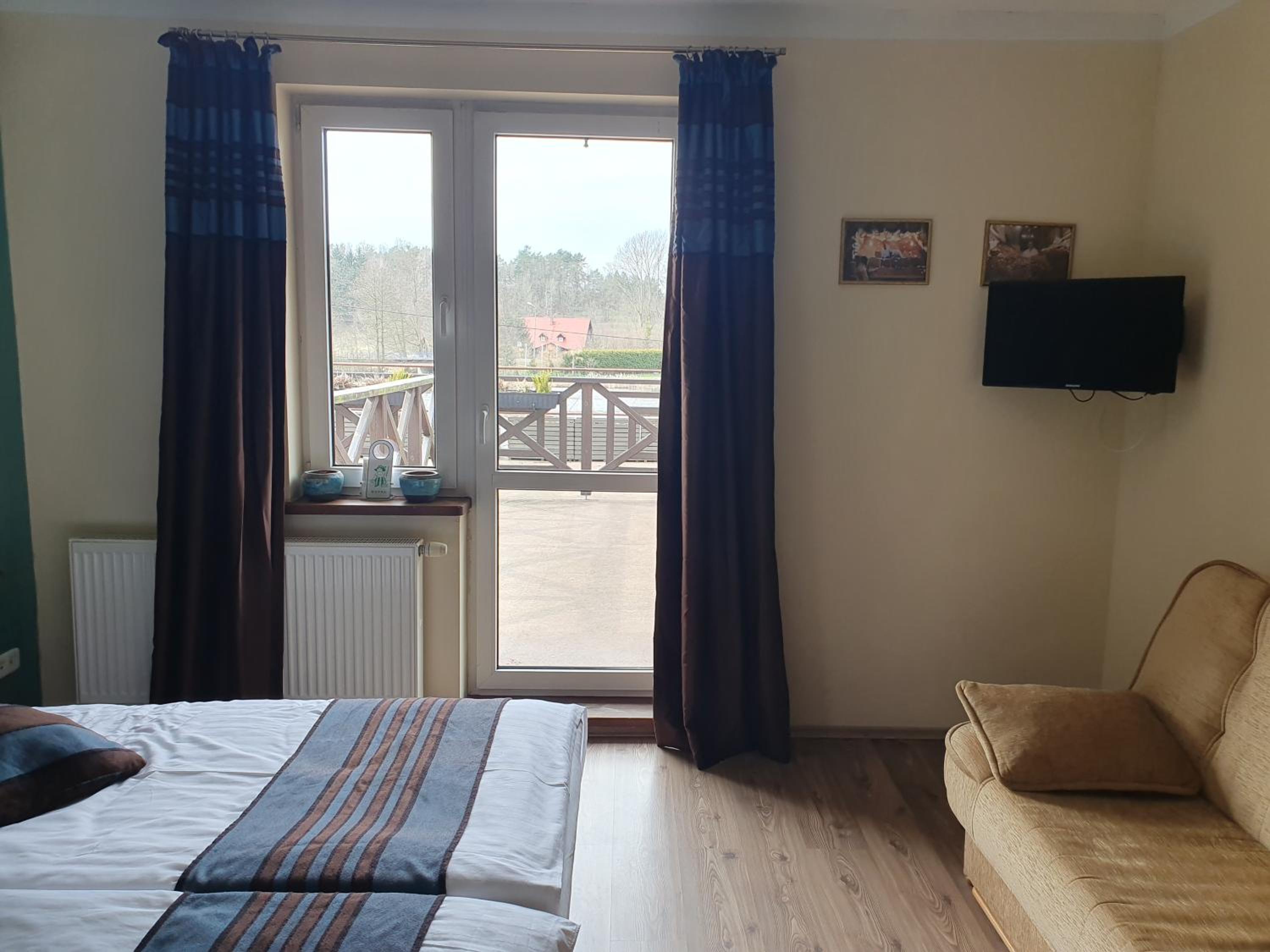 Double or Twin Room with Terrace