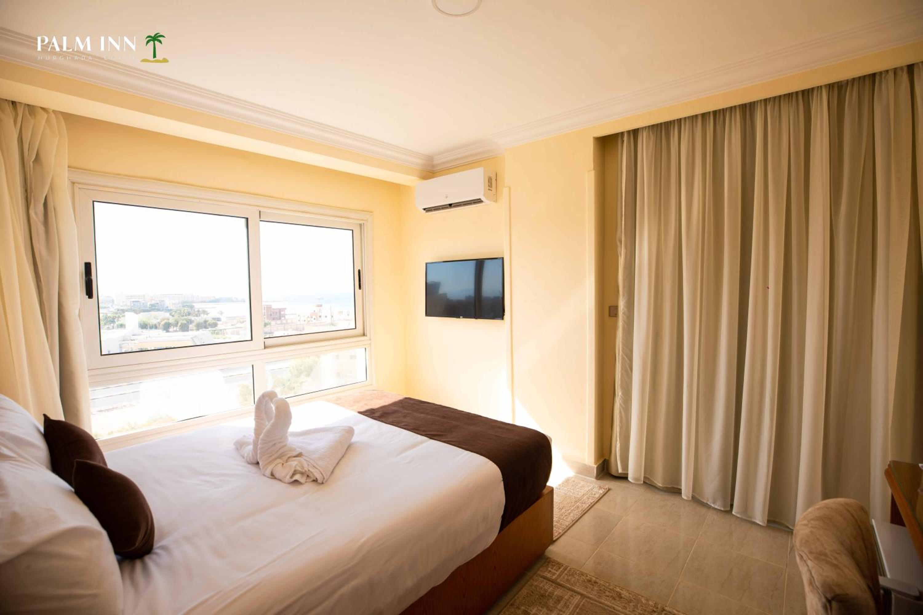 Junior Suite with Sea View - Photo 2