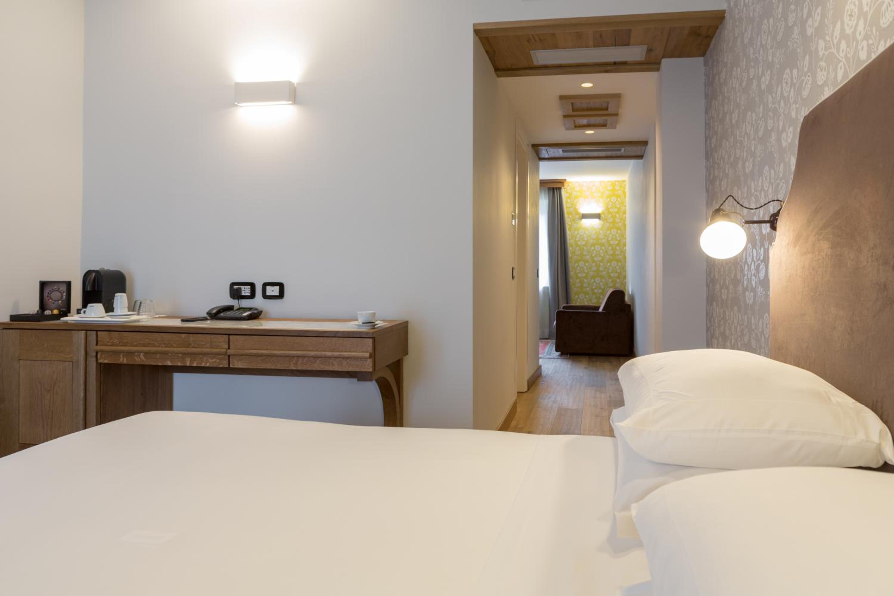 Junior Suite - Photo 10