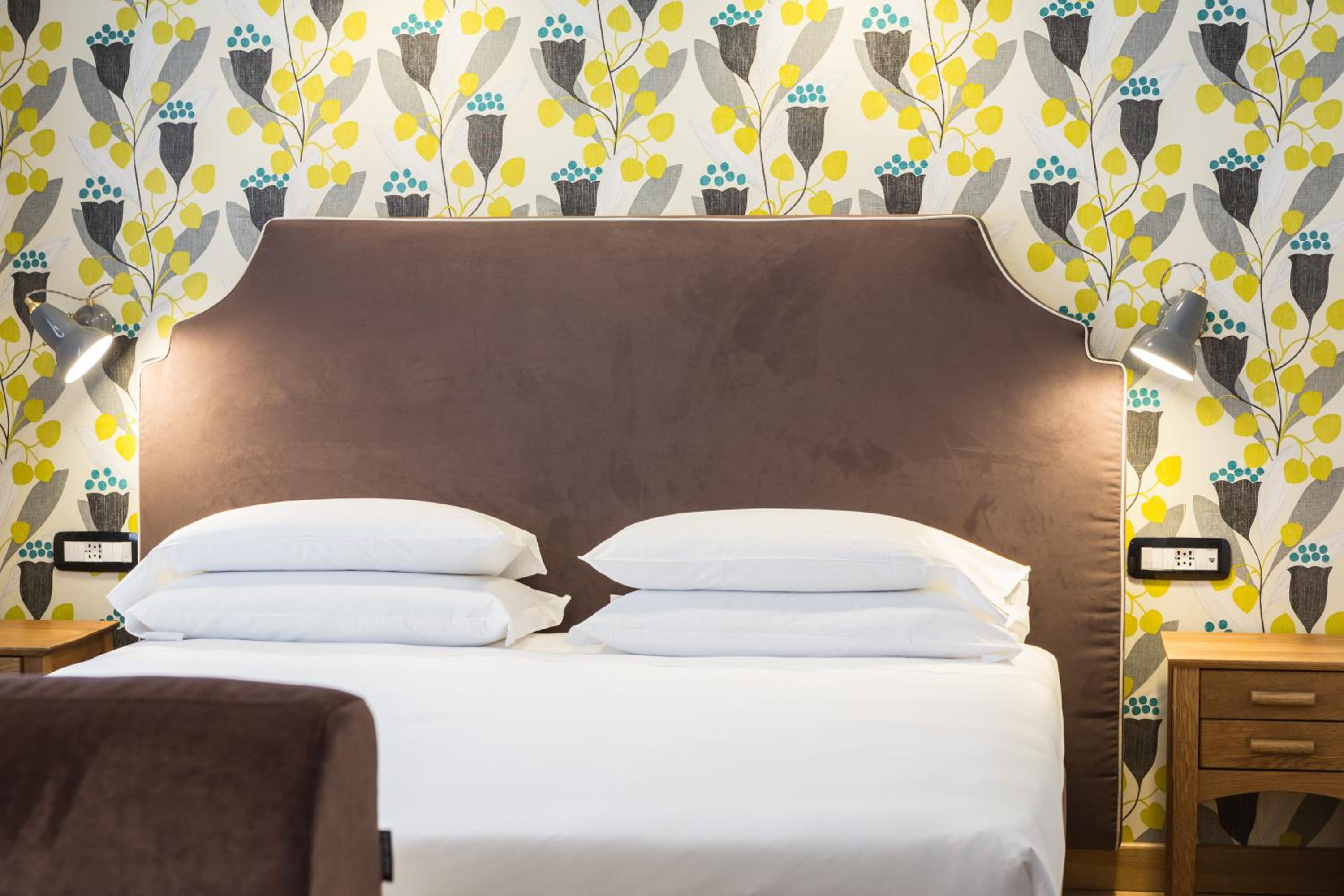 Deluxe Quadruple Room - Photo 5