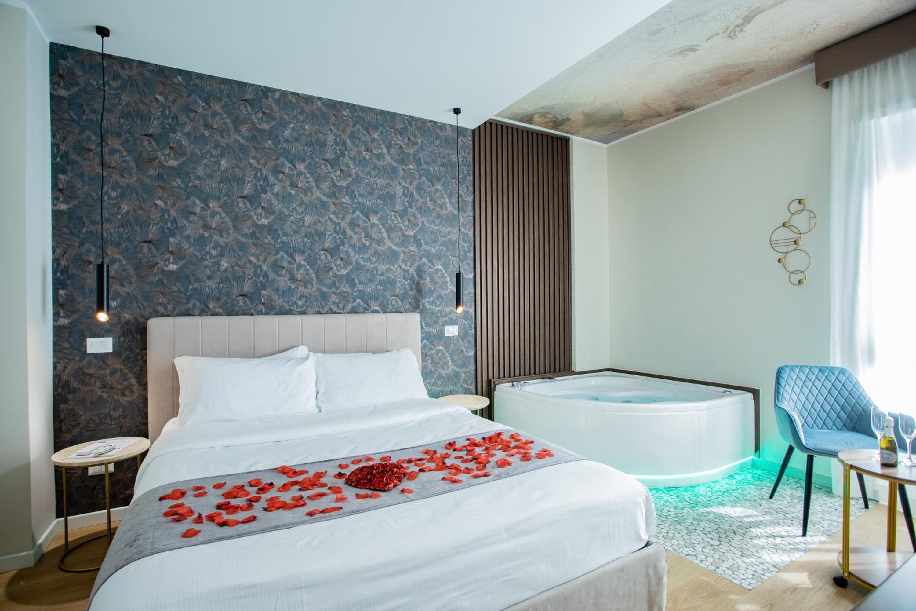 Double Room with Spa Bath