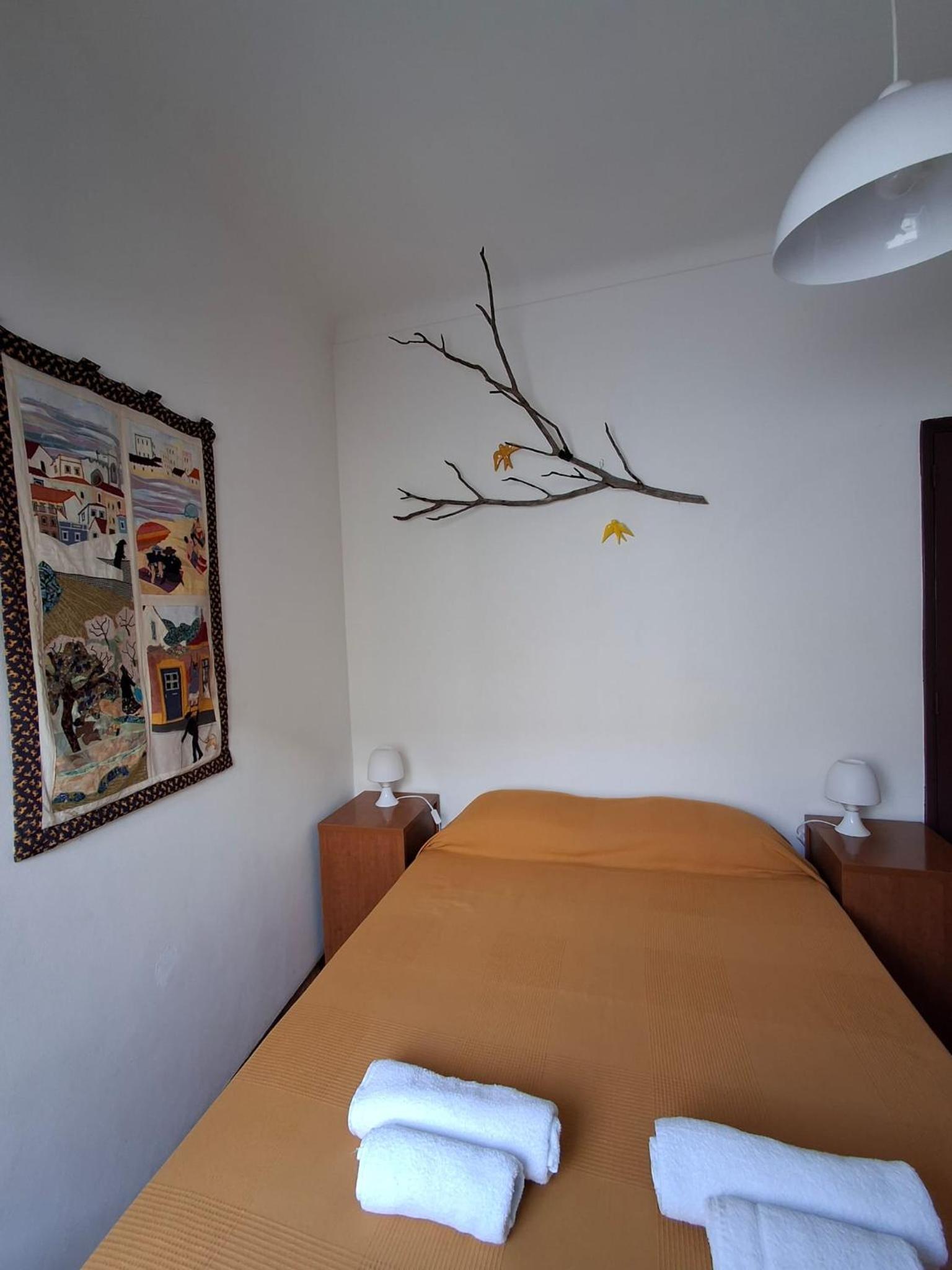 Standard Double Room with Shared Bathroom photo 1