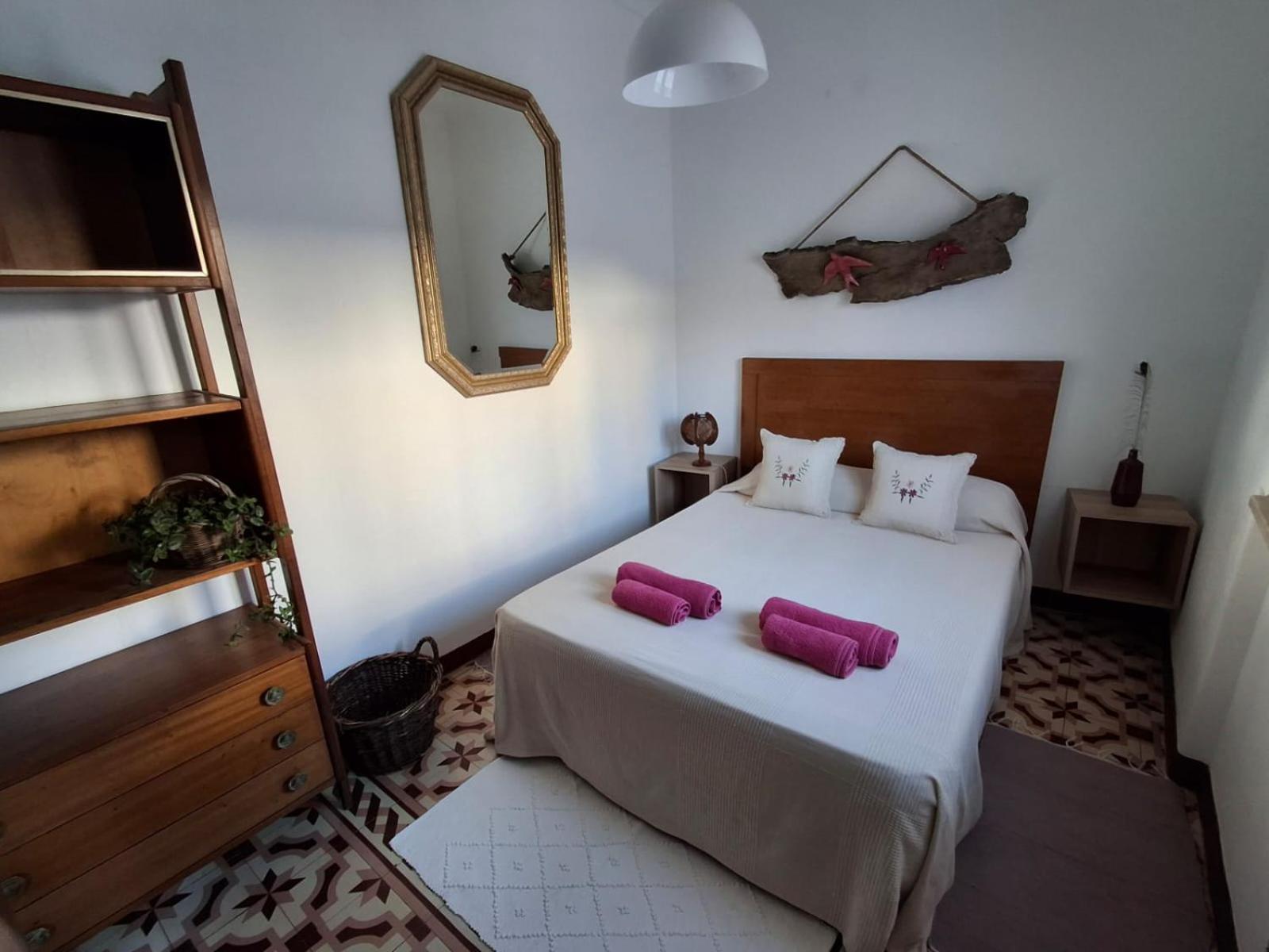 Standard Double Room with Shared Bathroom photo 2