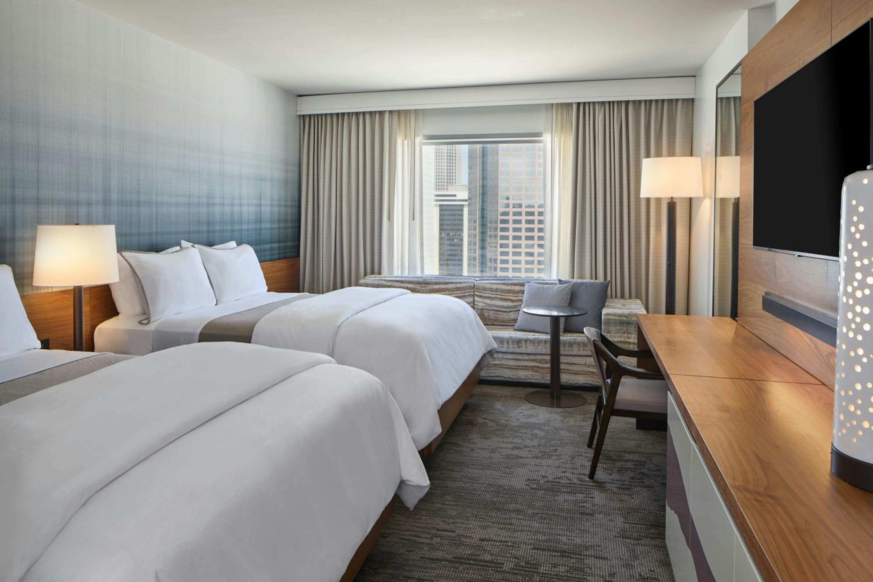 Traditional Queen Room with Two Queen Beds and Roll-in Shower - Mobility and Hearing Accessible