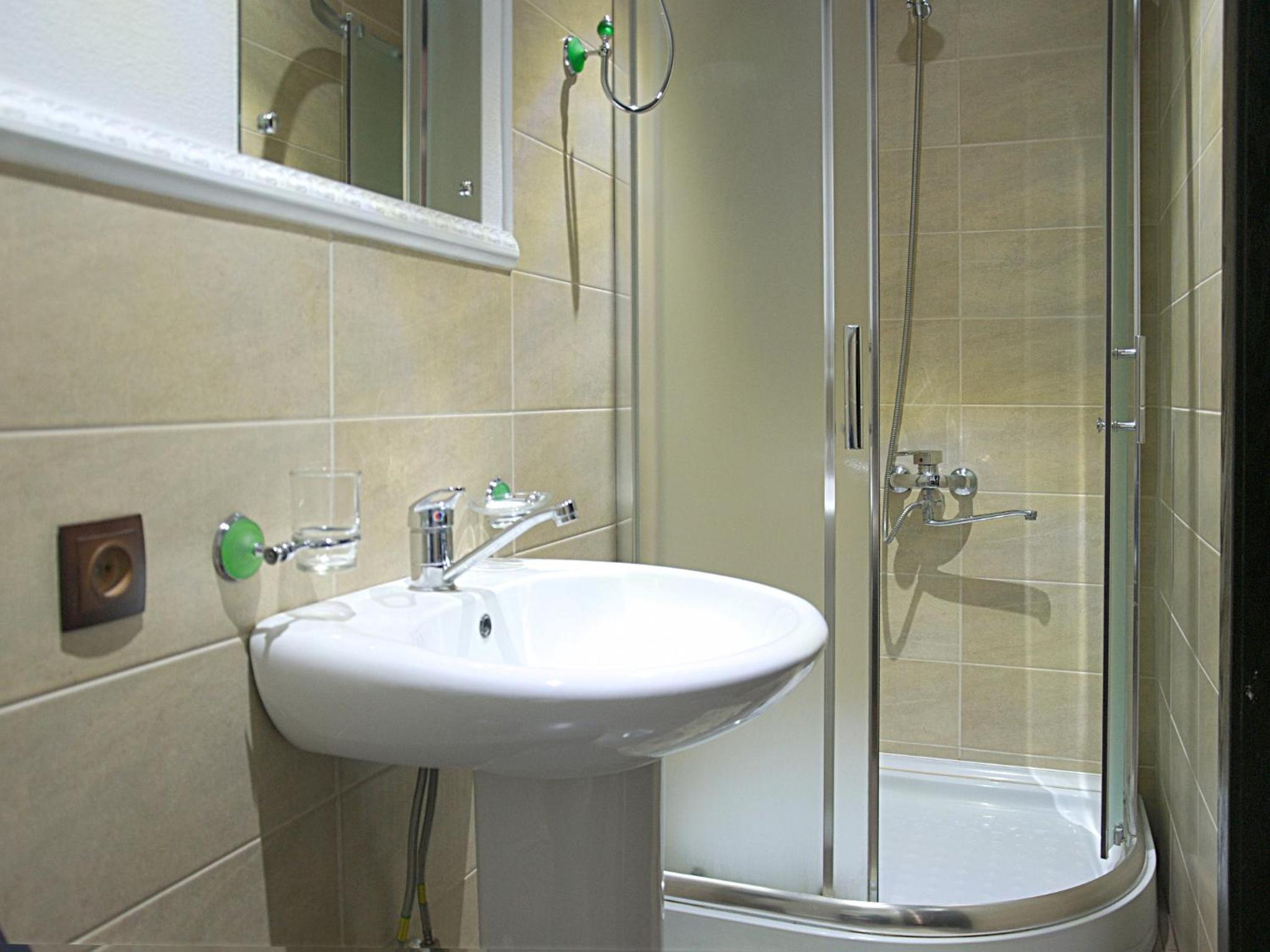 Budget Double Room with Balcony photo 2