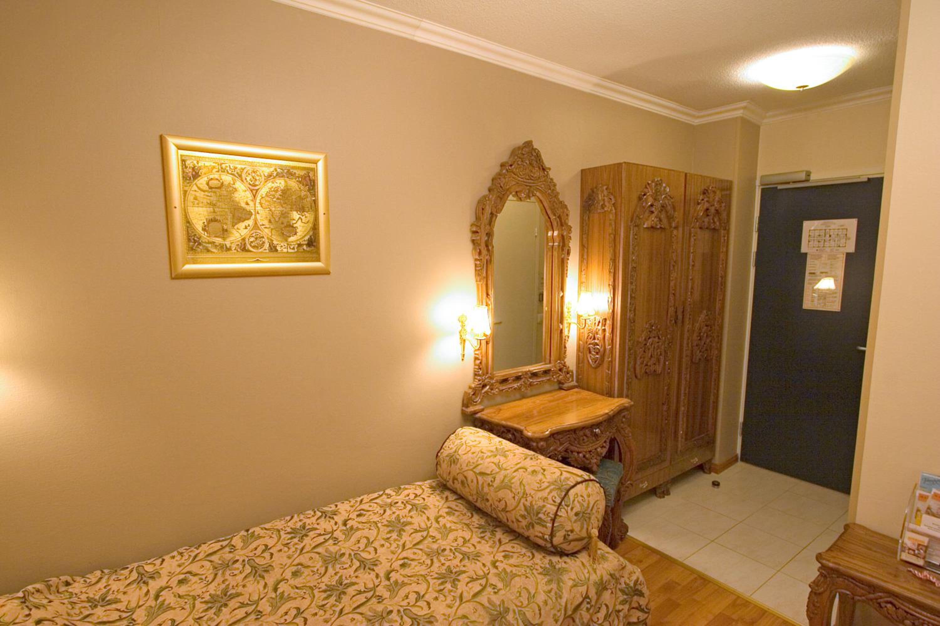 Single Room photo 3