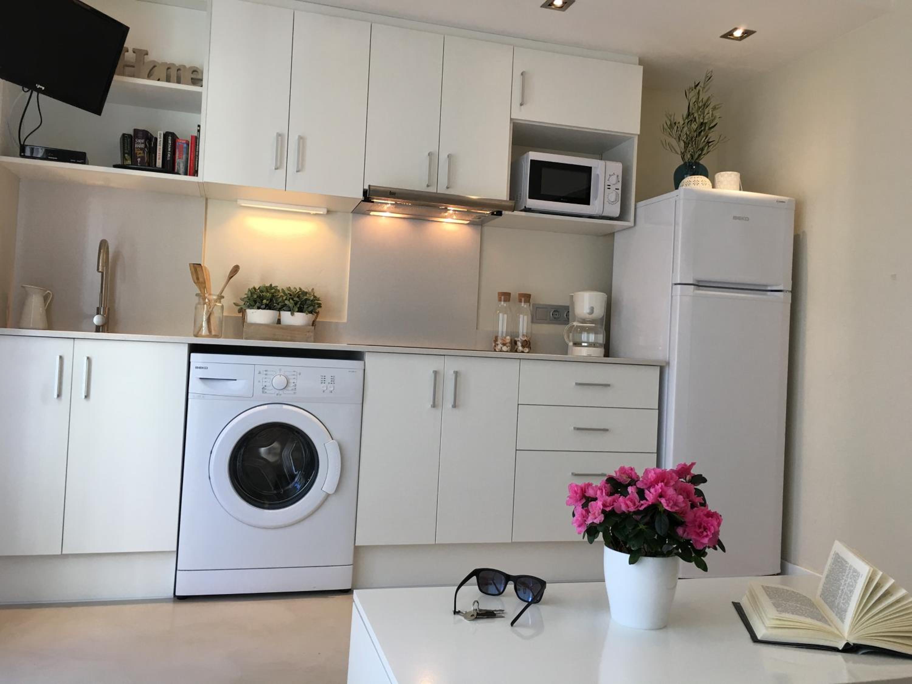 Studio Apartment 3  photo 3