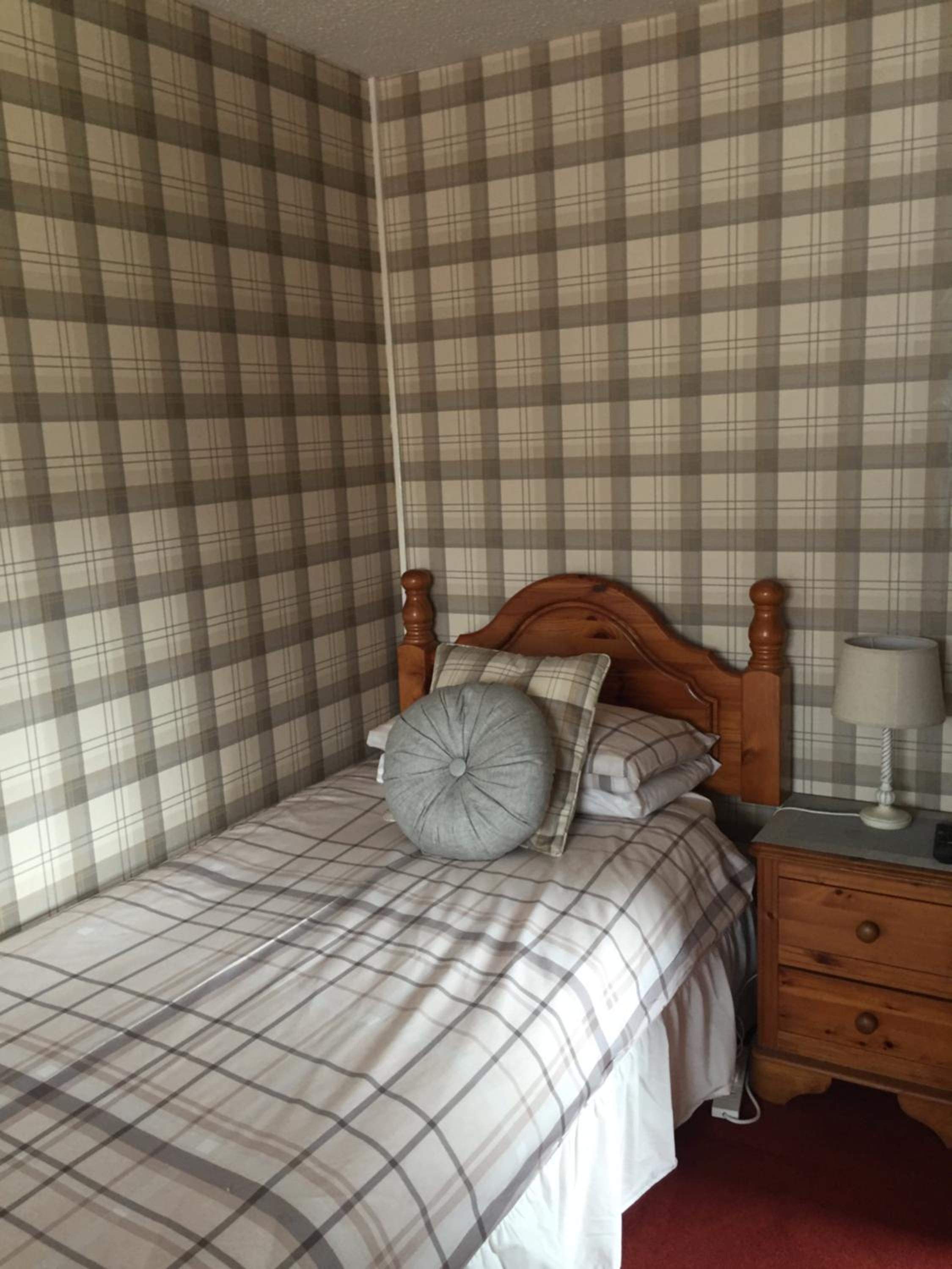 Twin Room - Photo 7