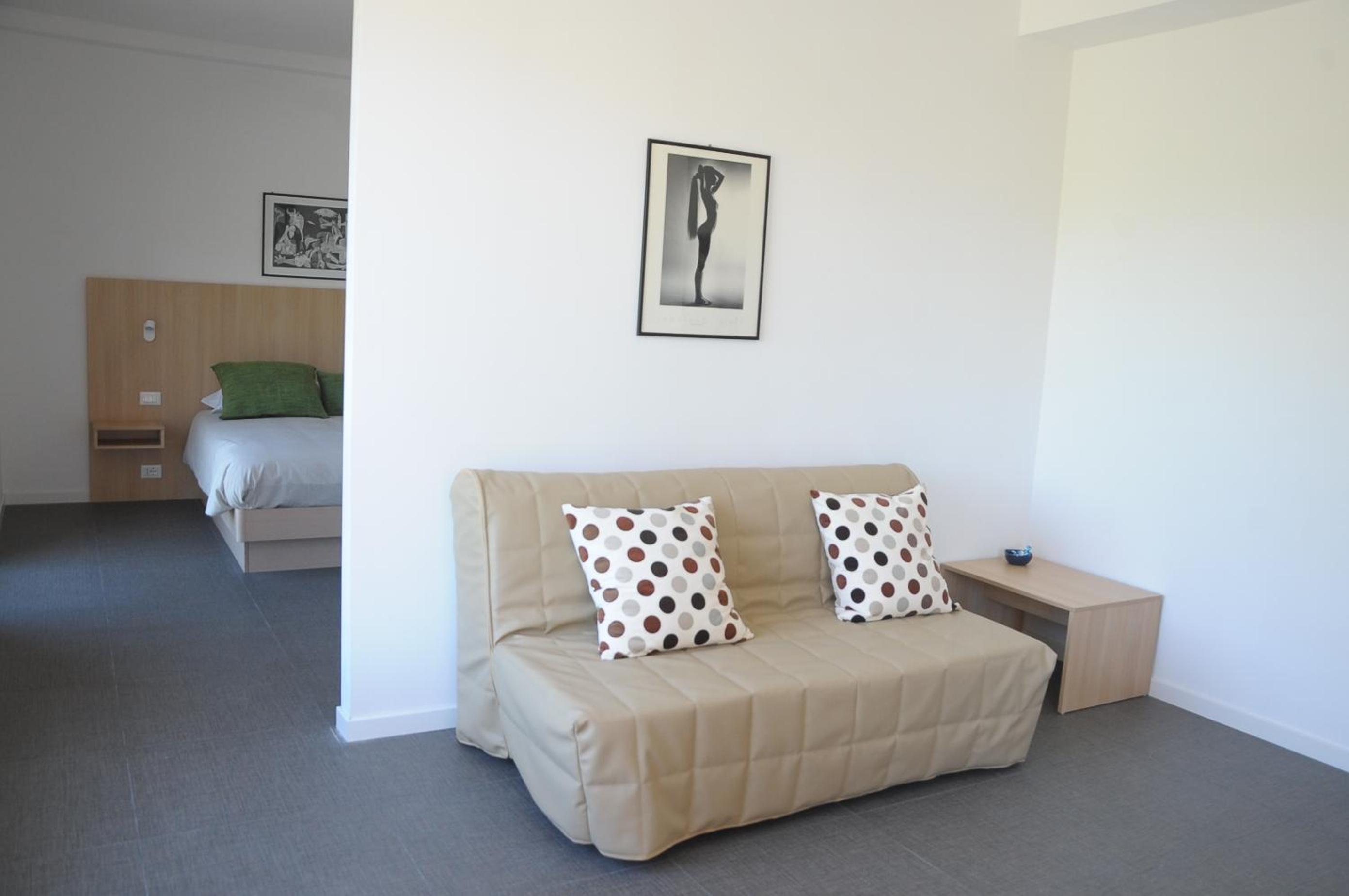 Suite with Terrace - Photo 4