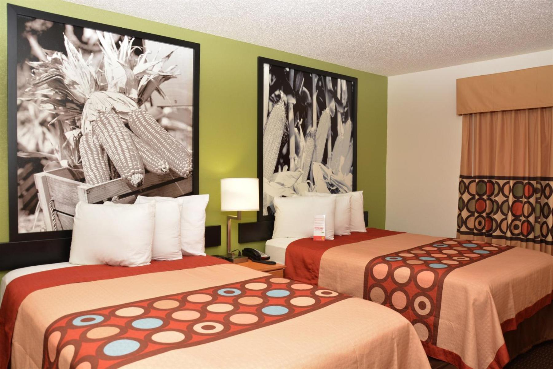 Double Room with Two Double Beds - Non-Smoking - Photo 1