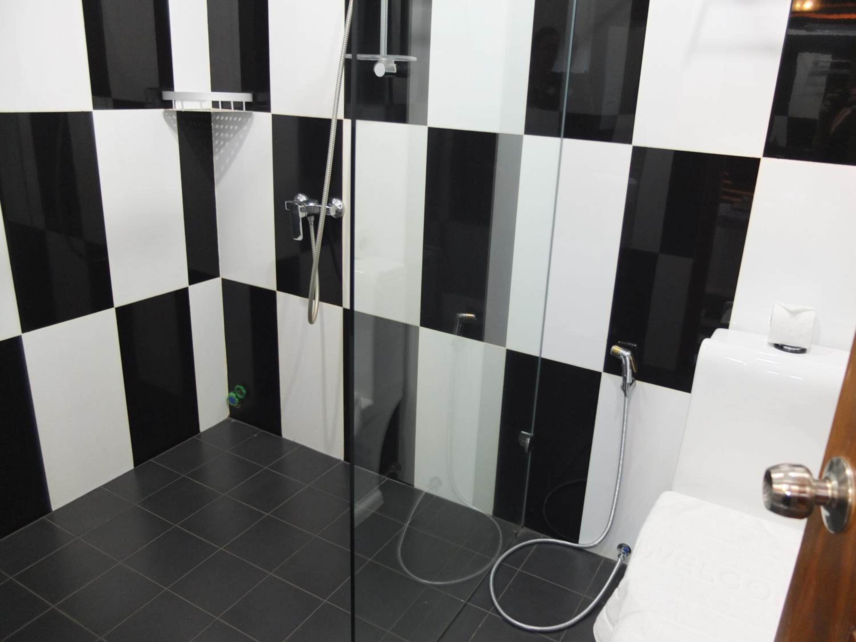Premier Double Room - Photo 10