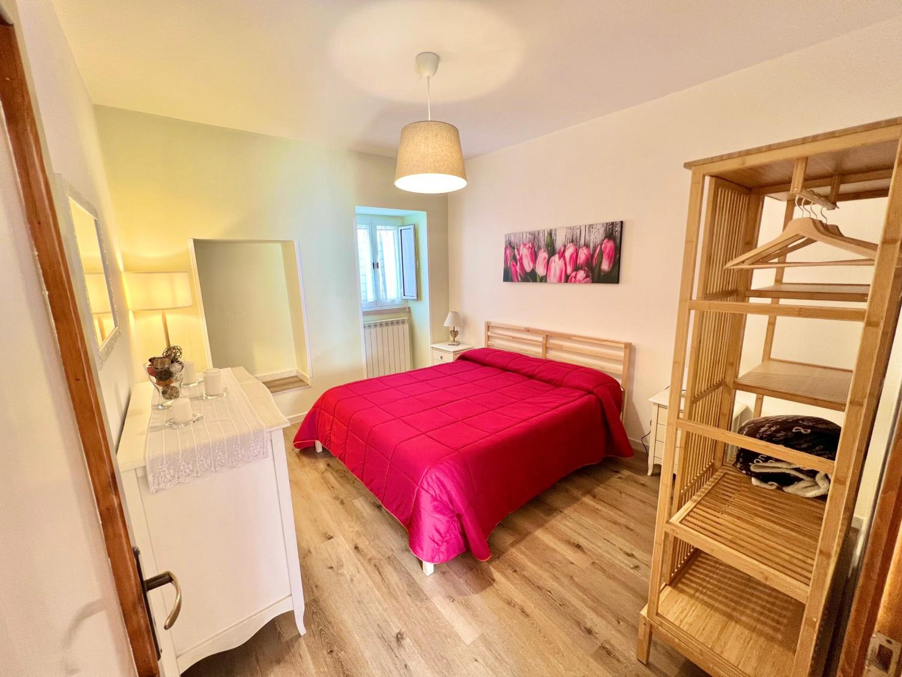 Cummersa with two bedrooms and a Garden