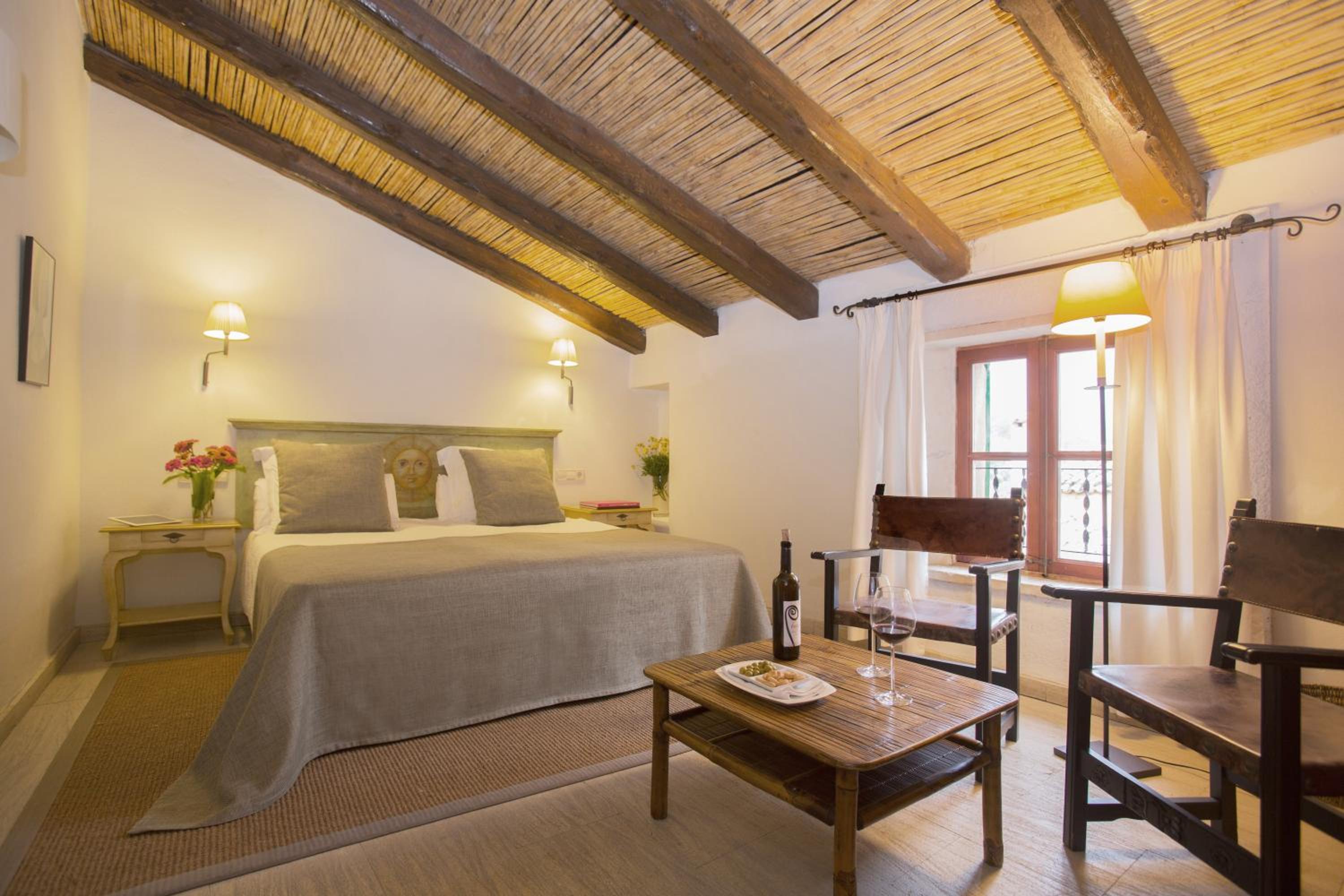 Double Room - Photo 4