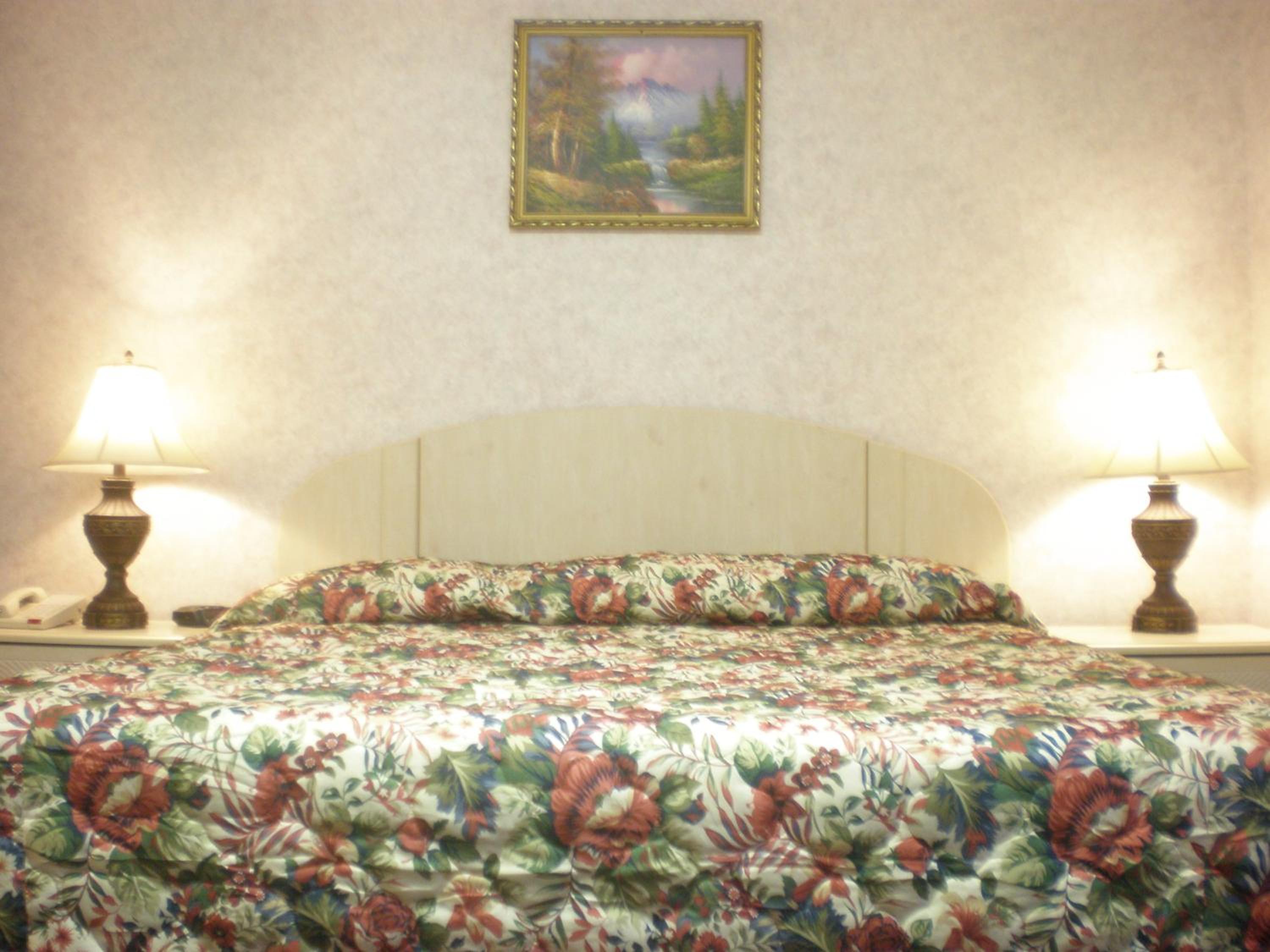 Standard King Room - Photo 4