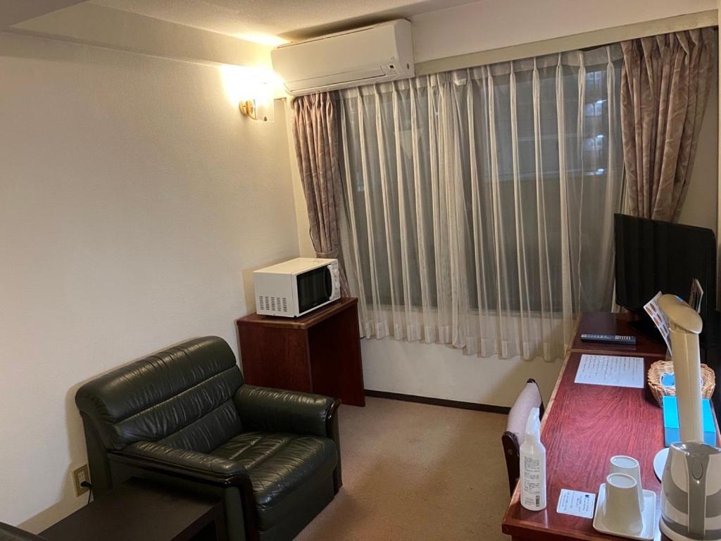 Economy Double Room photo 3