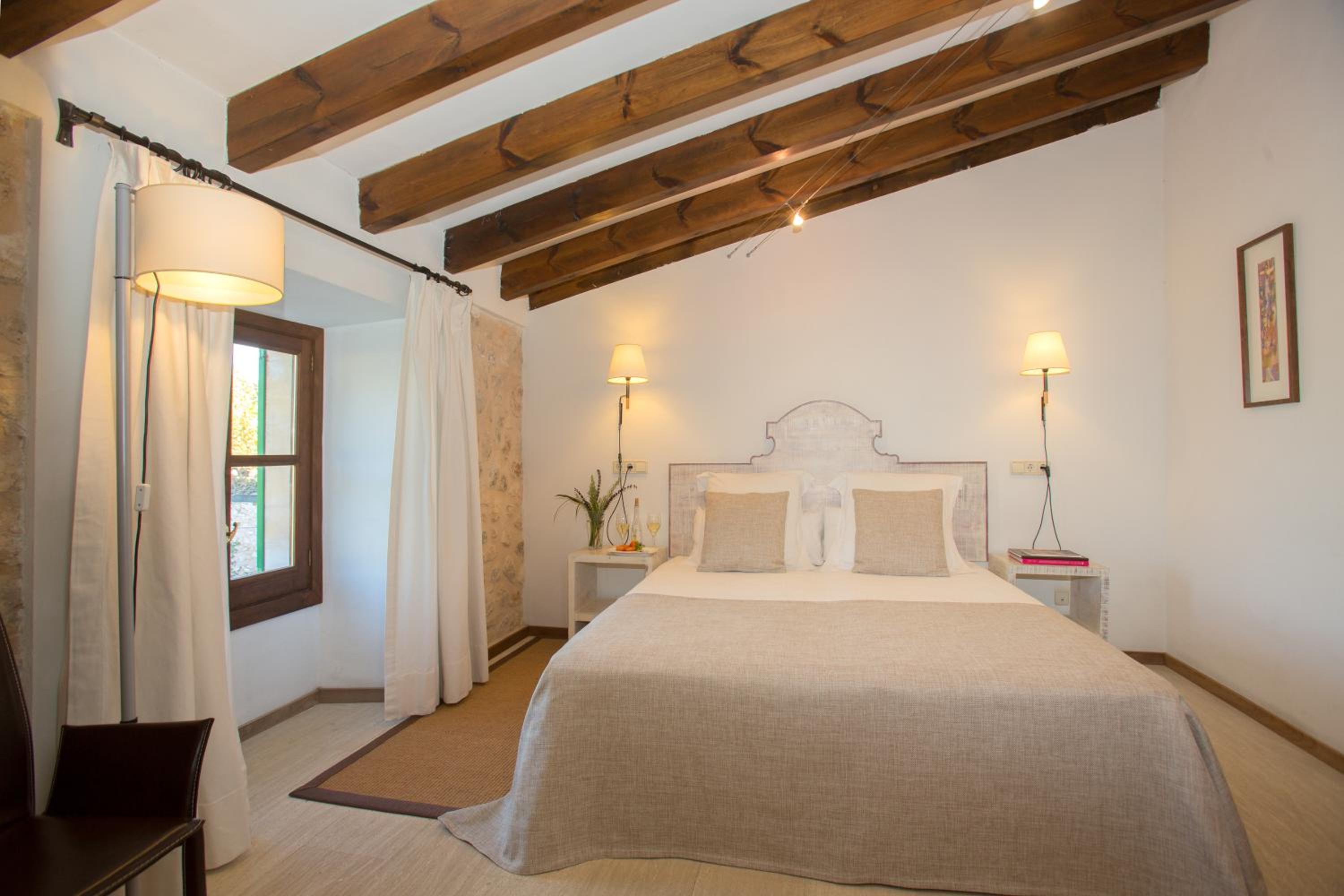 Double Room - Photo 6
