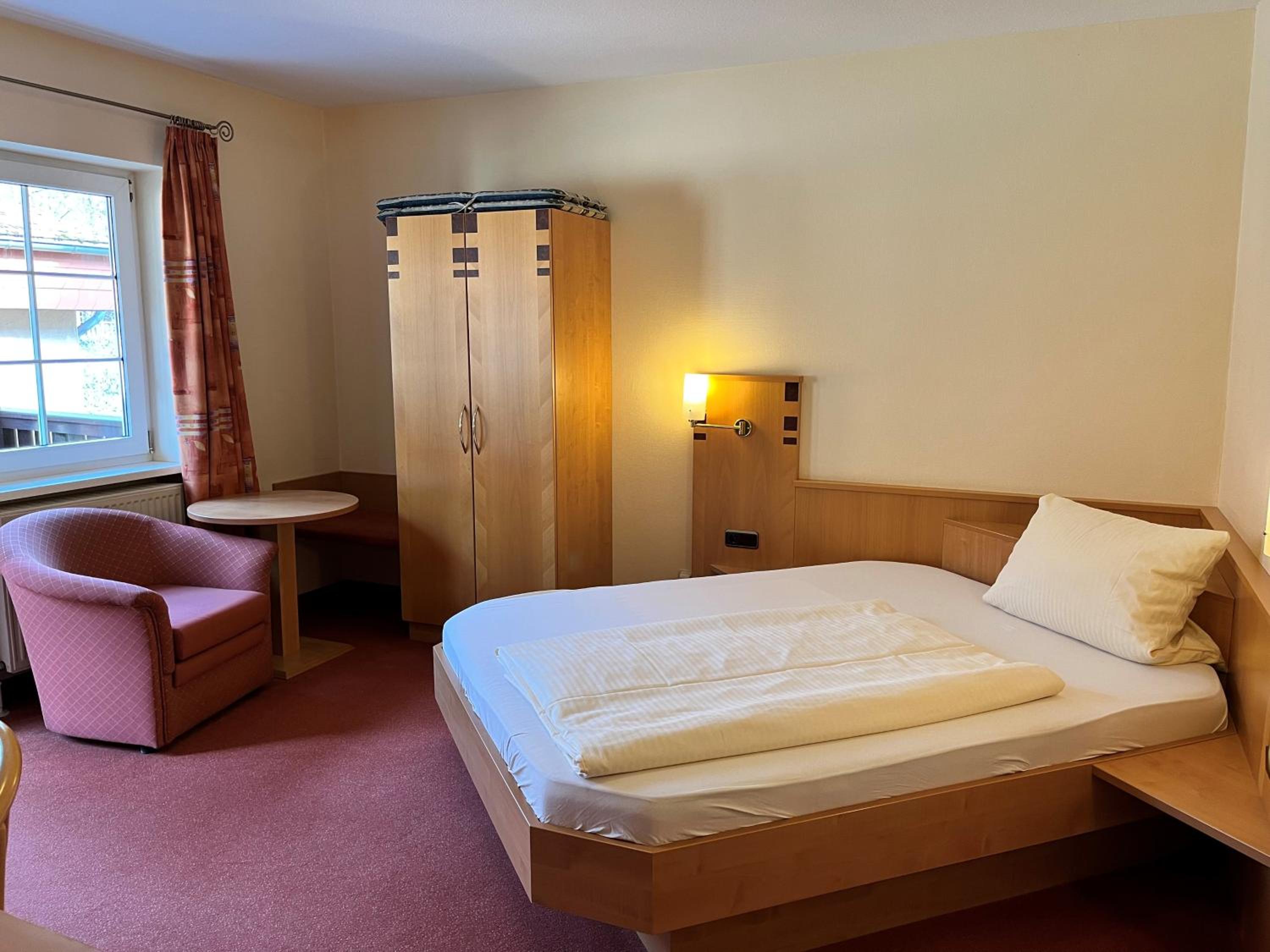 Budget Double Room photo 1