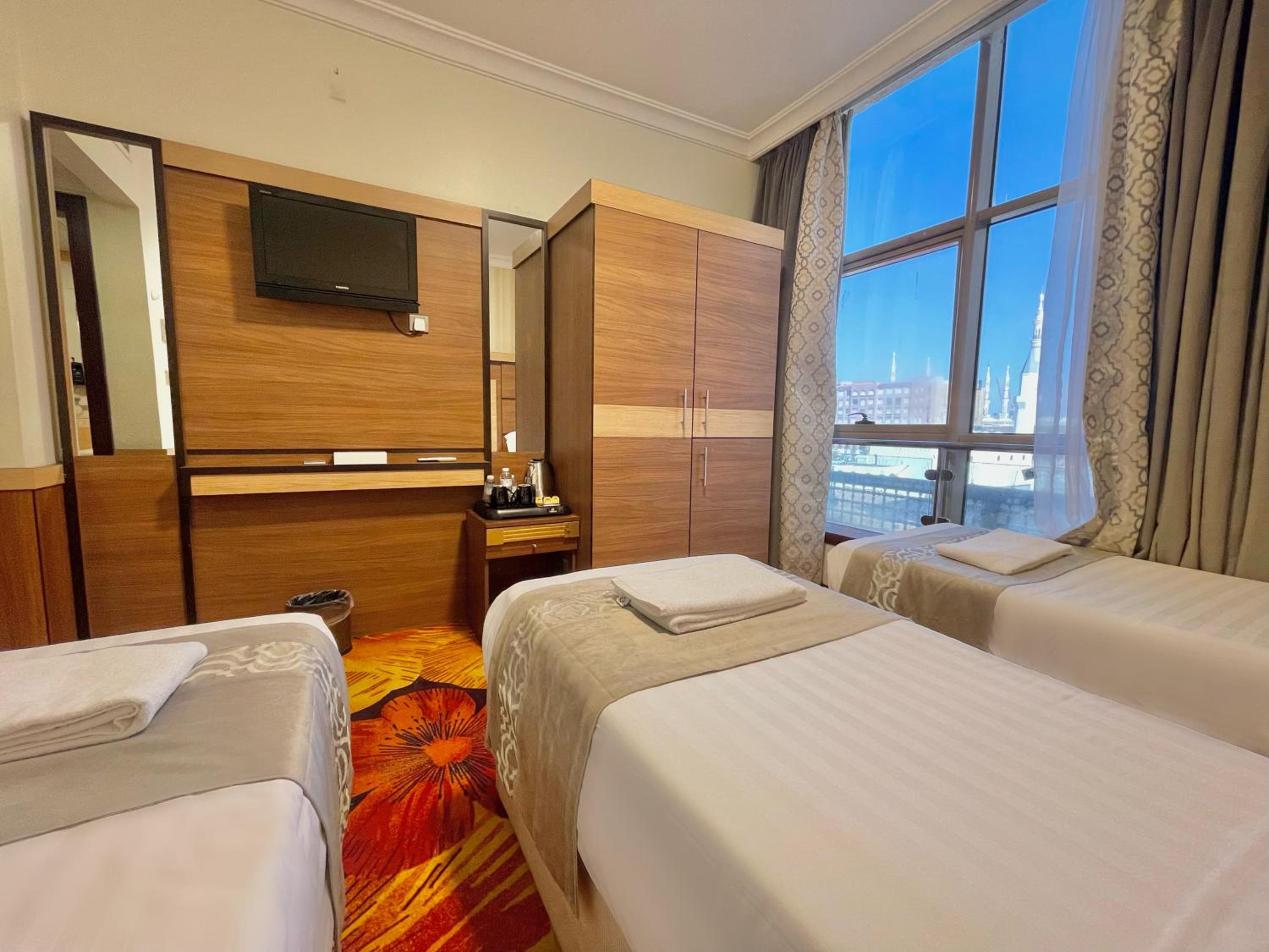 Standard Triple Room - Photo 3