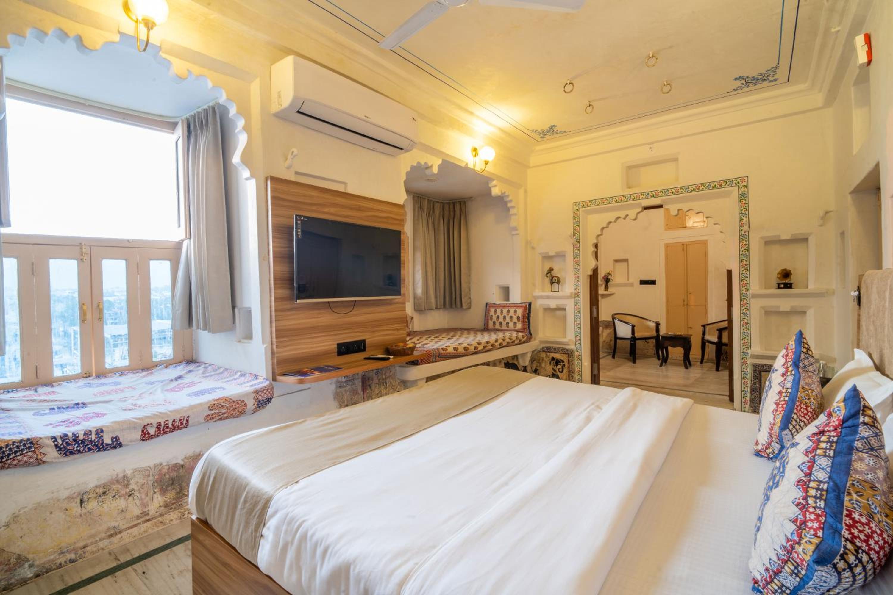 King Room with Lake View