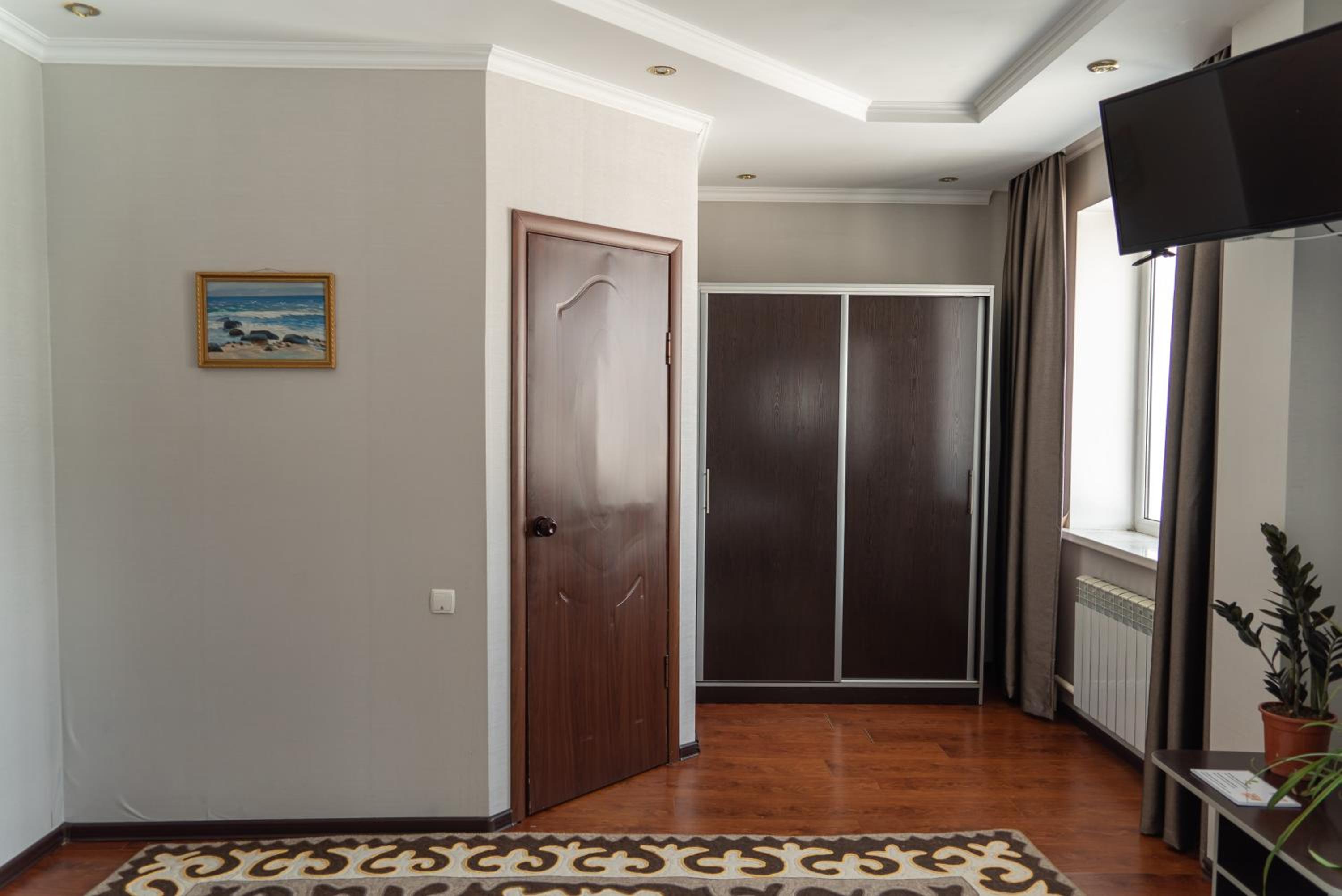 Superior Triple Room photo 3