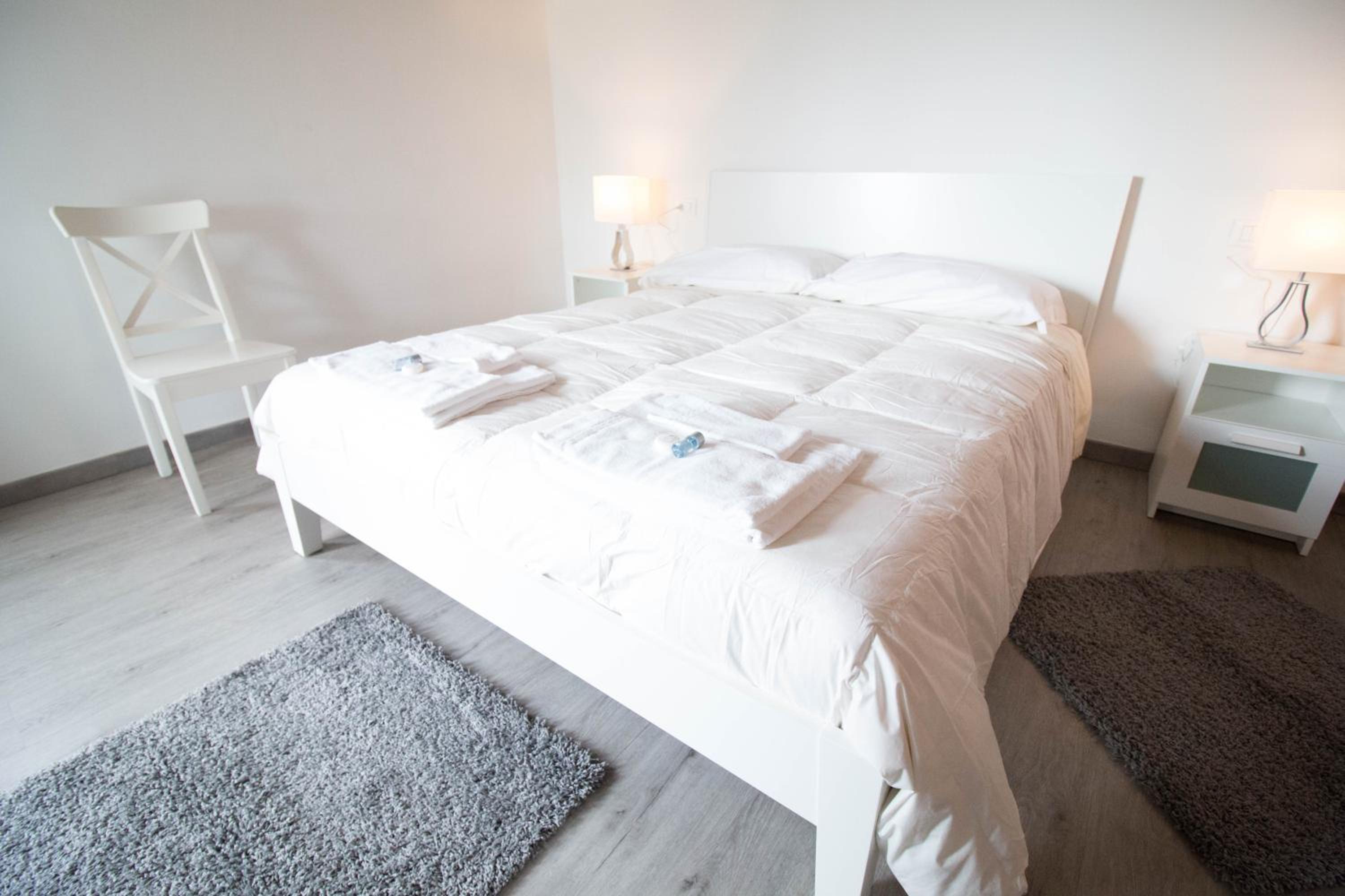 Double Room - Photo 1