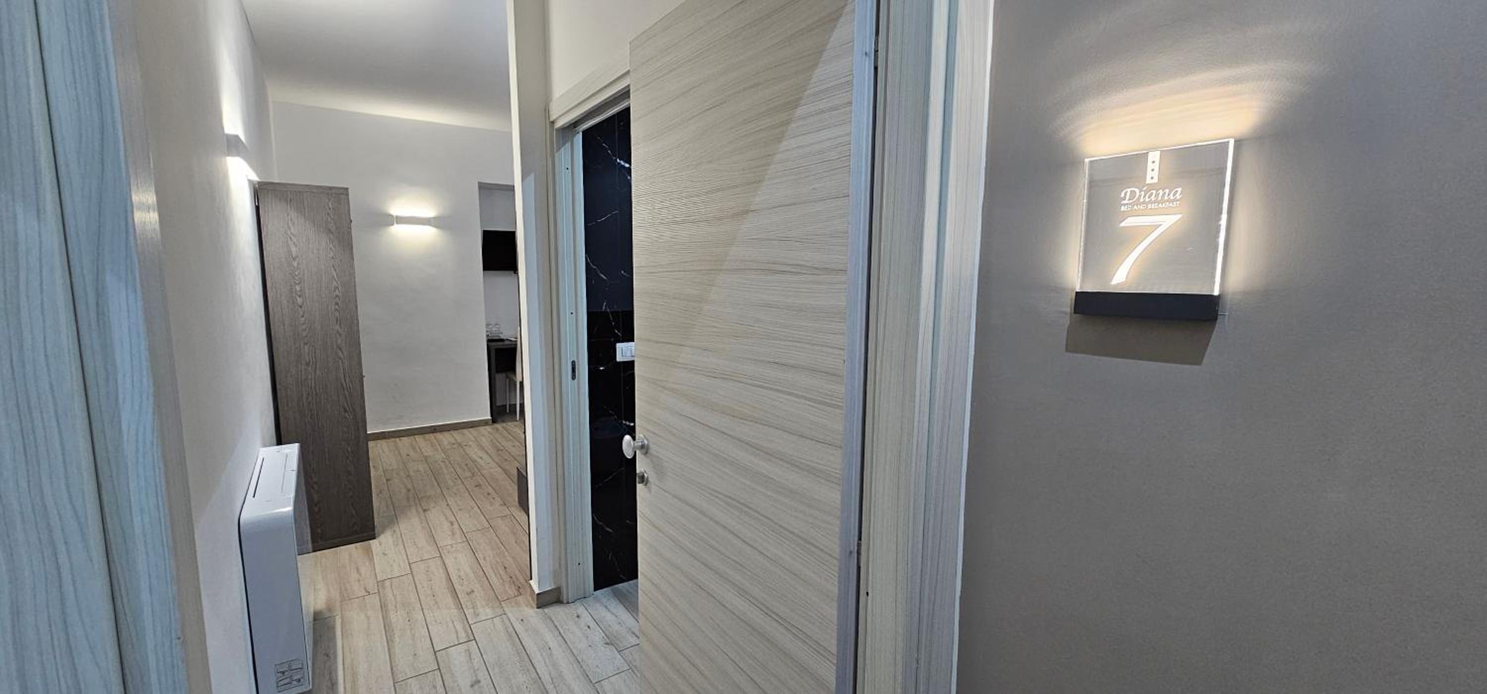 Quadruple Room with Private Bathroom photo 1