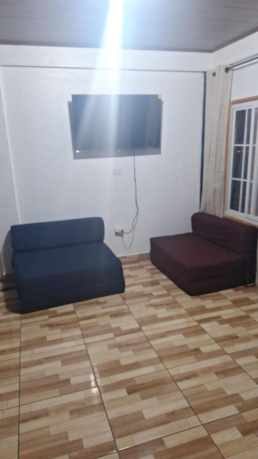 One-Bedroom House photo 3