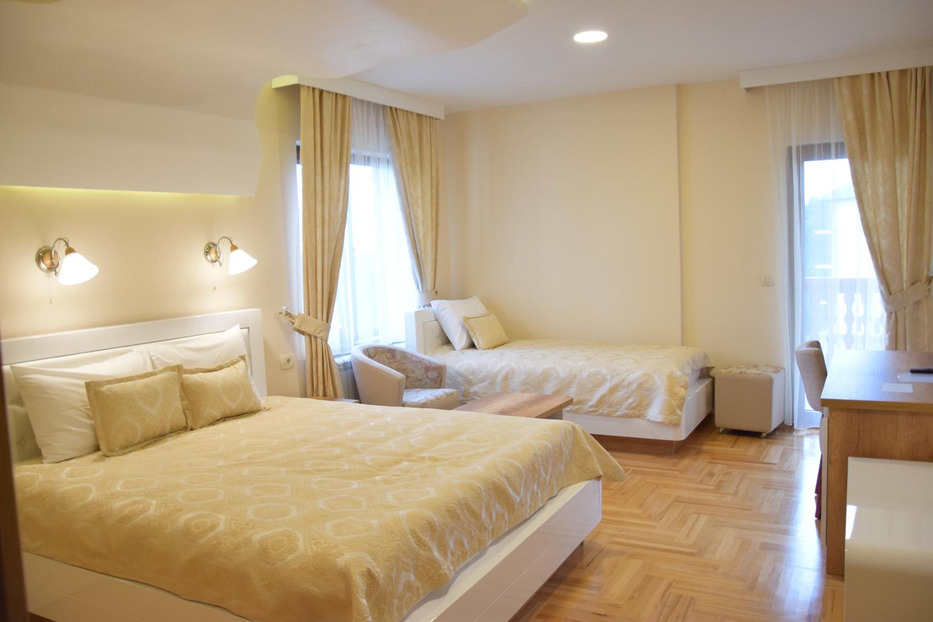 Comfort Triple Room - Photo 4