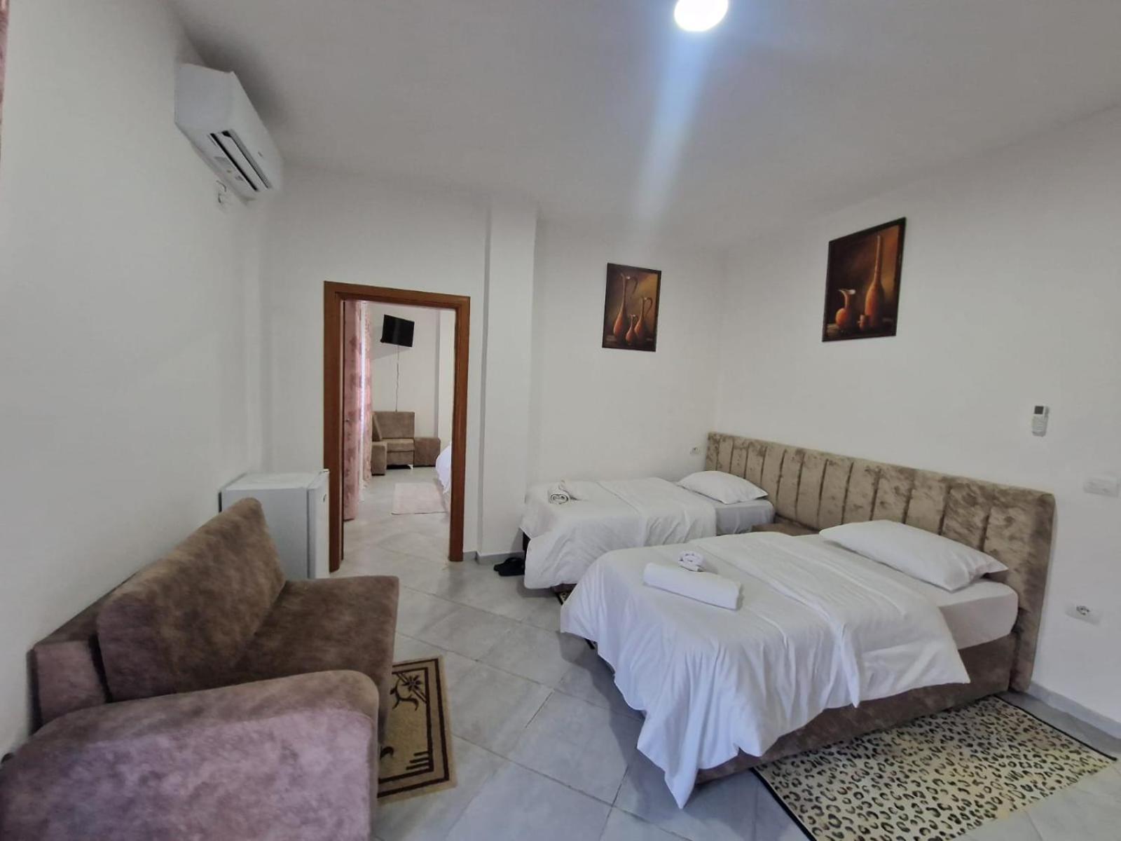 Quadruple Room with Balcony photo 2