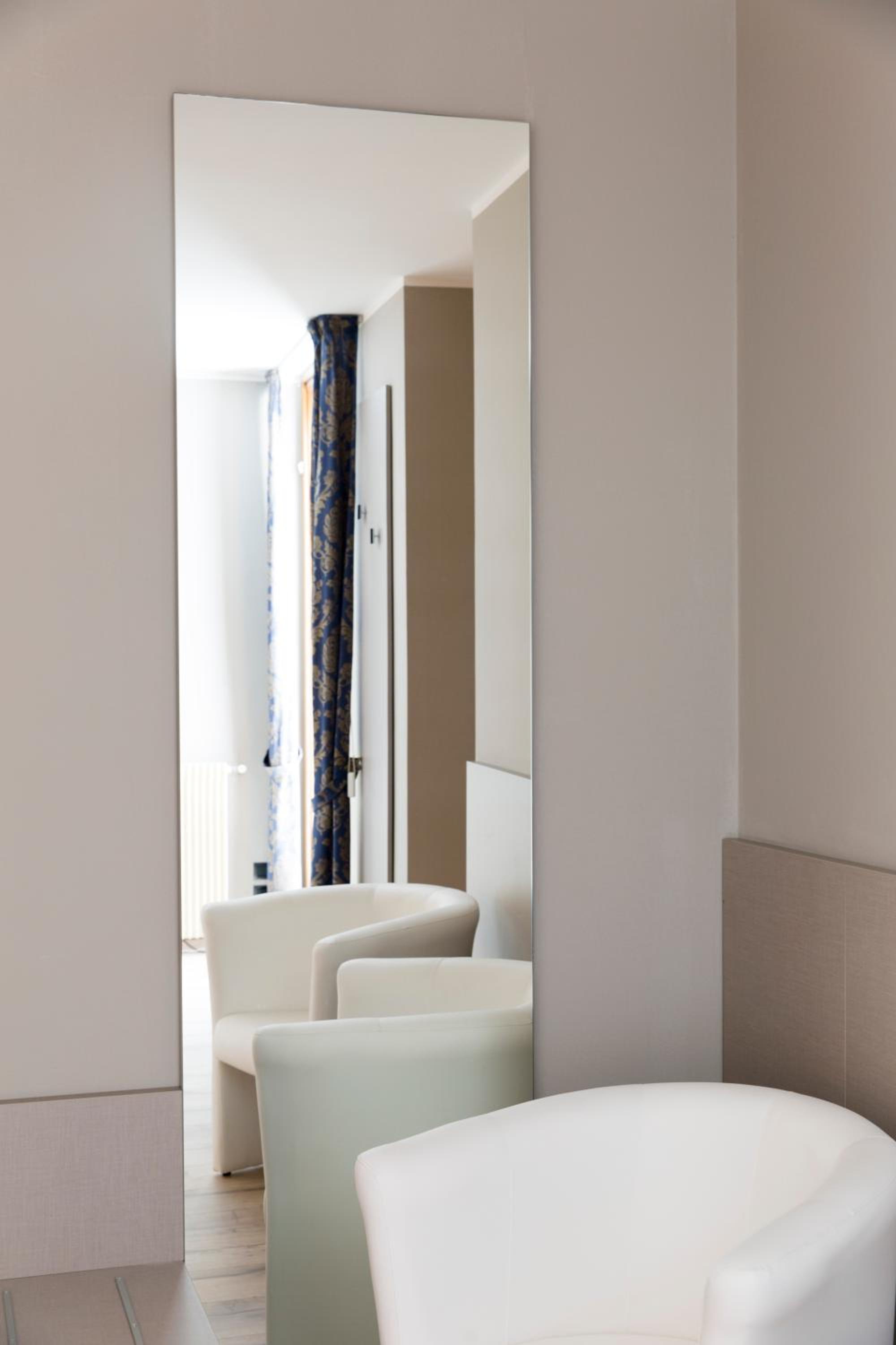 Double Room - Photo 6