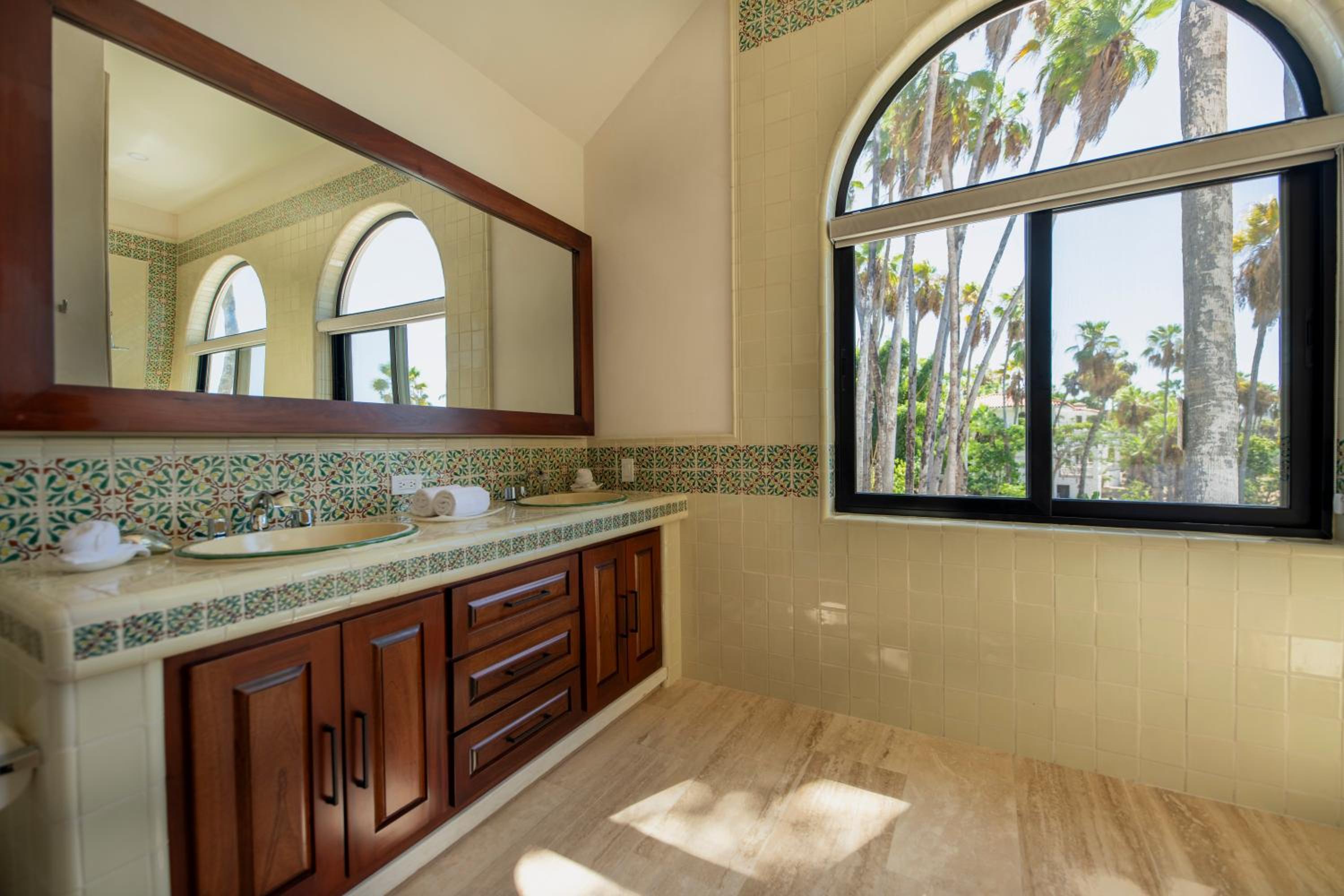 King Suite with Balcony