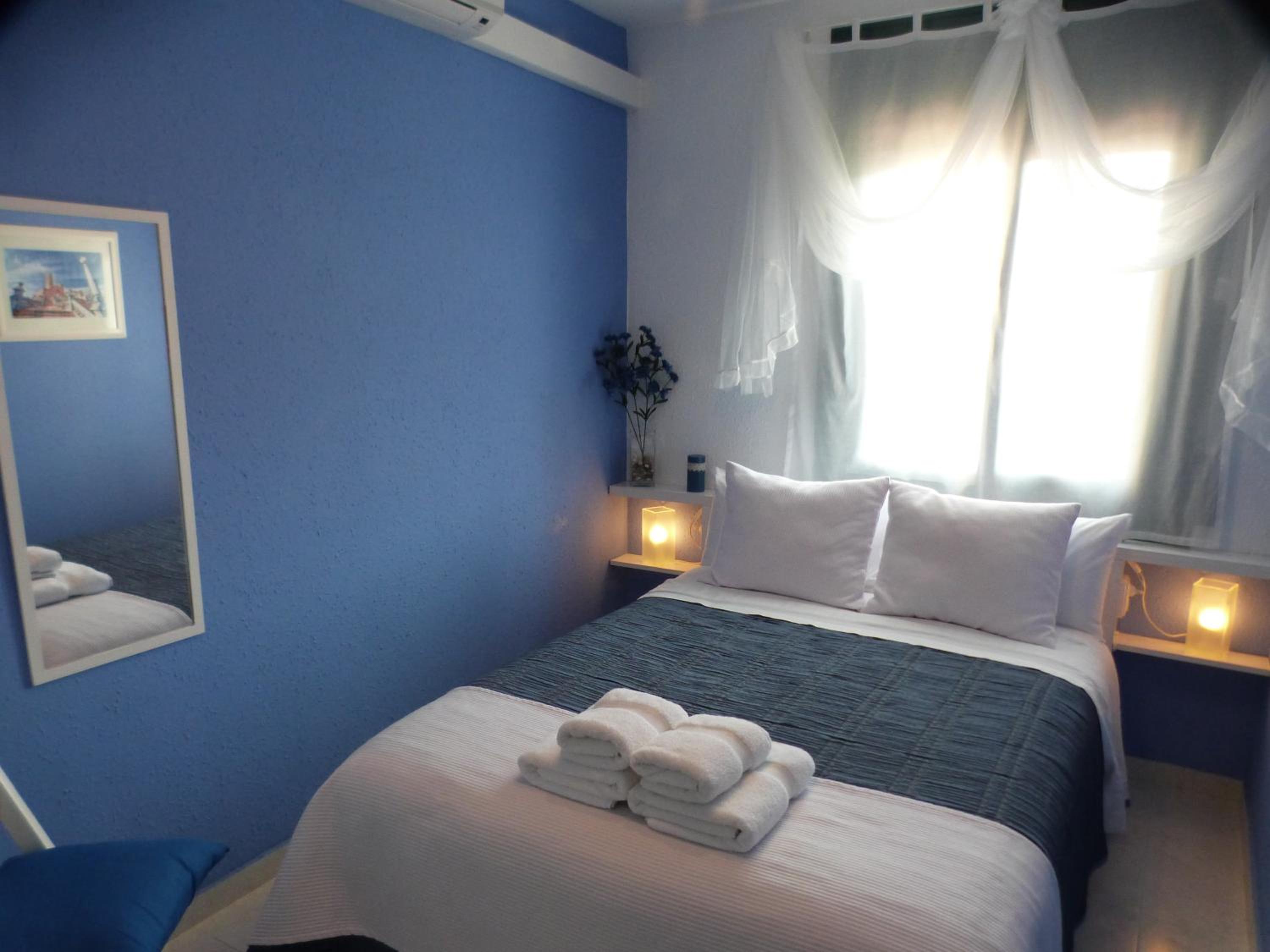Double Room with Private Bathroom photo 1