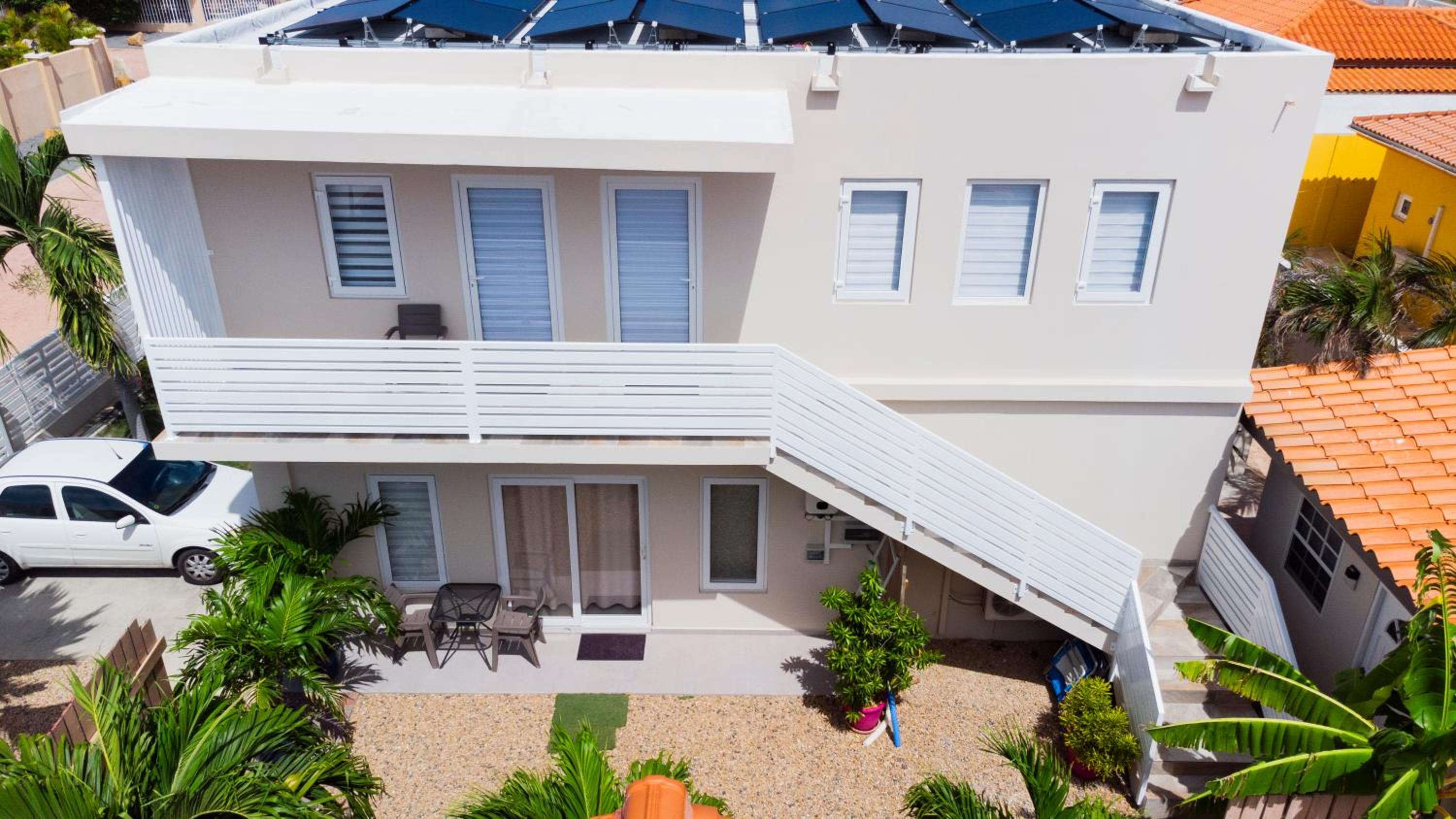 Deluxe One-Bedroom Apartment with Garden View