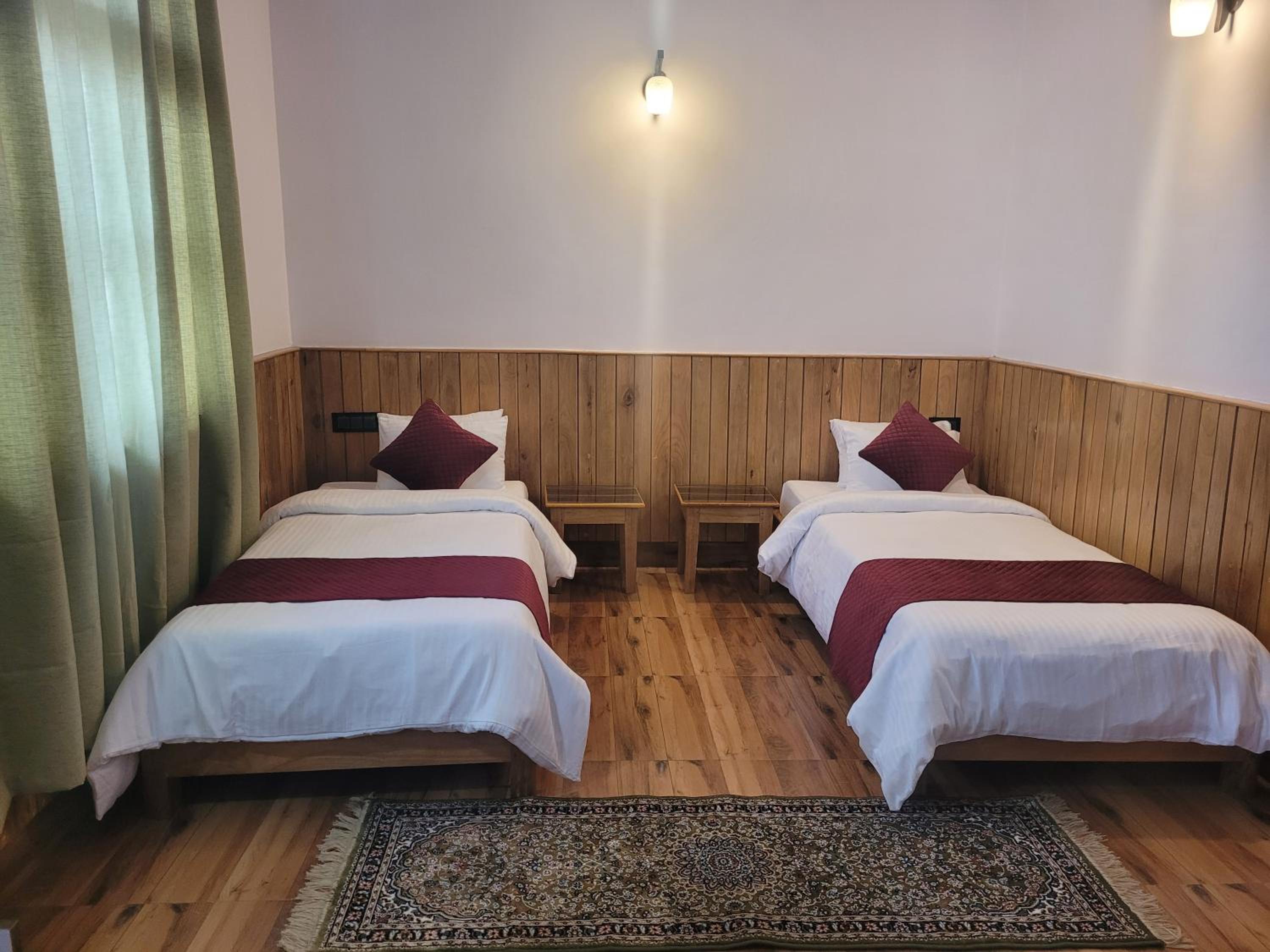 Deluxe Twin Room photo 1