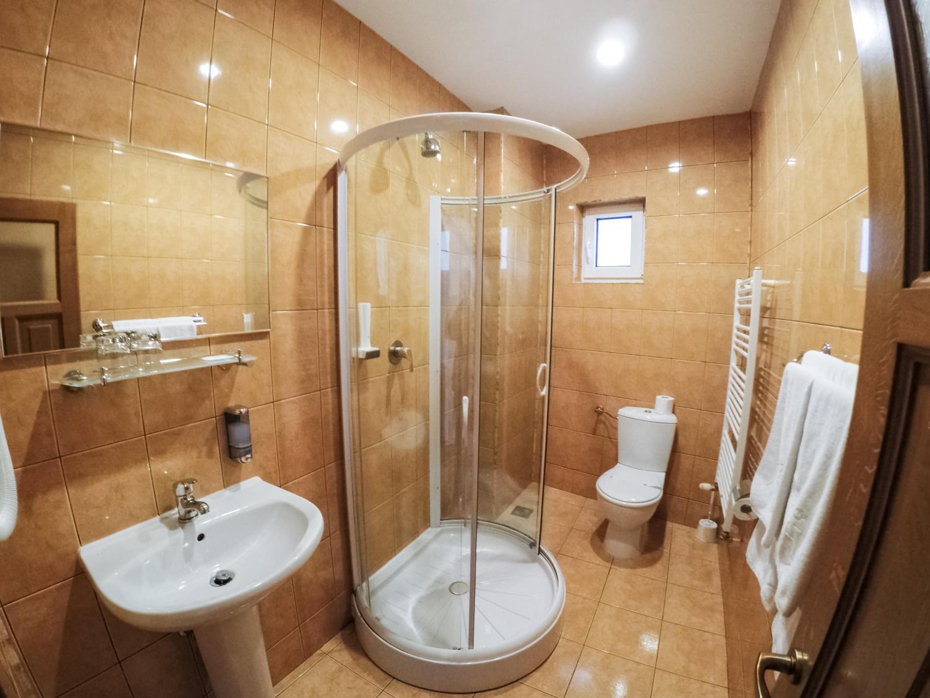 Standard Triple Room - Photo 3
