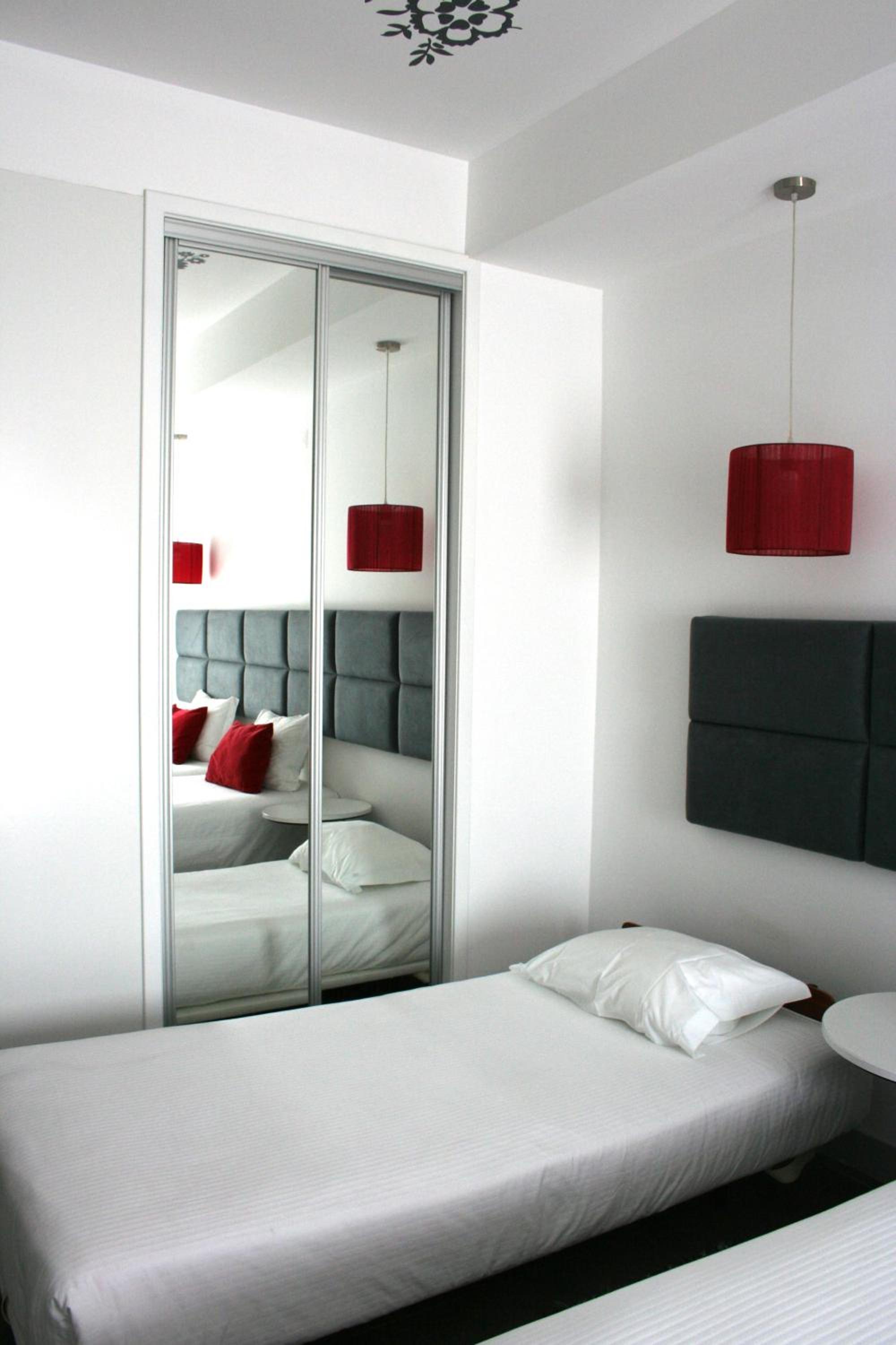 Triple Room (3 single Beds) photo 3