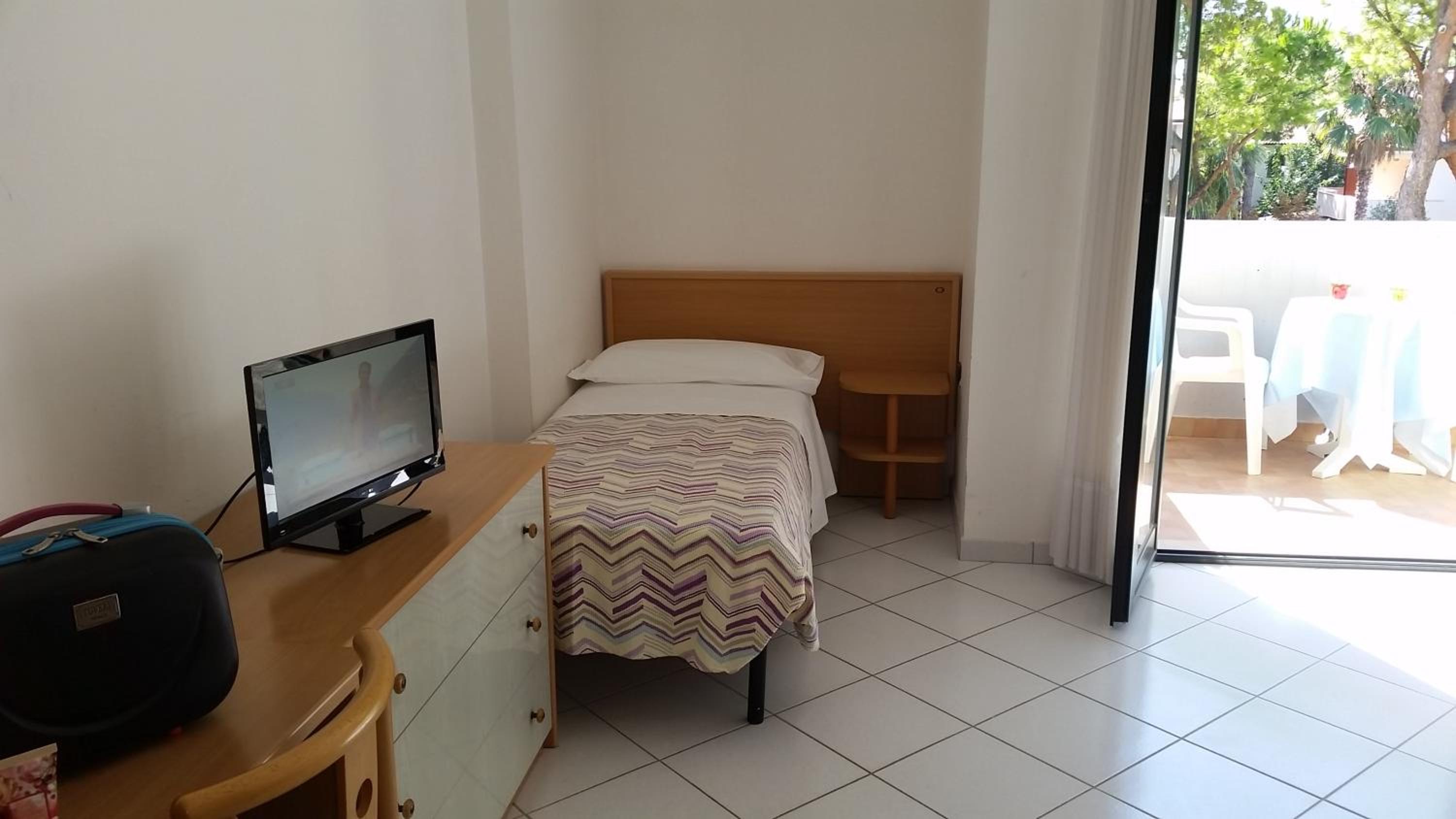 Triple Room with Balcony photo 3