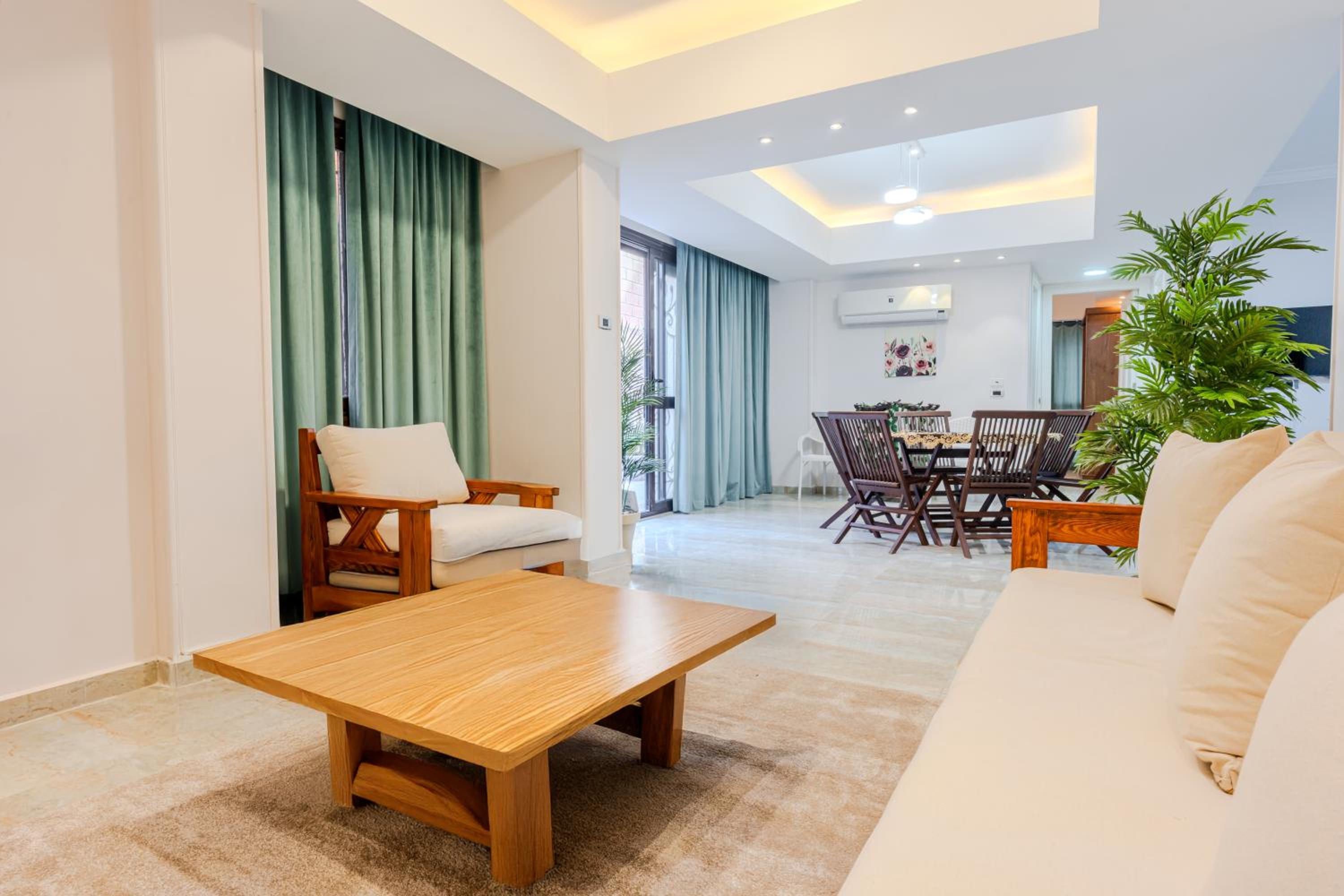 Two-Bedroom Deluxe Apartment photo 2