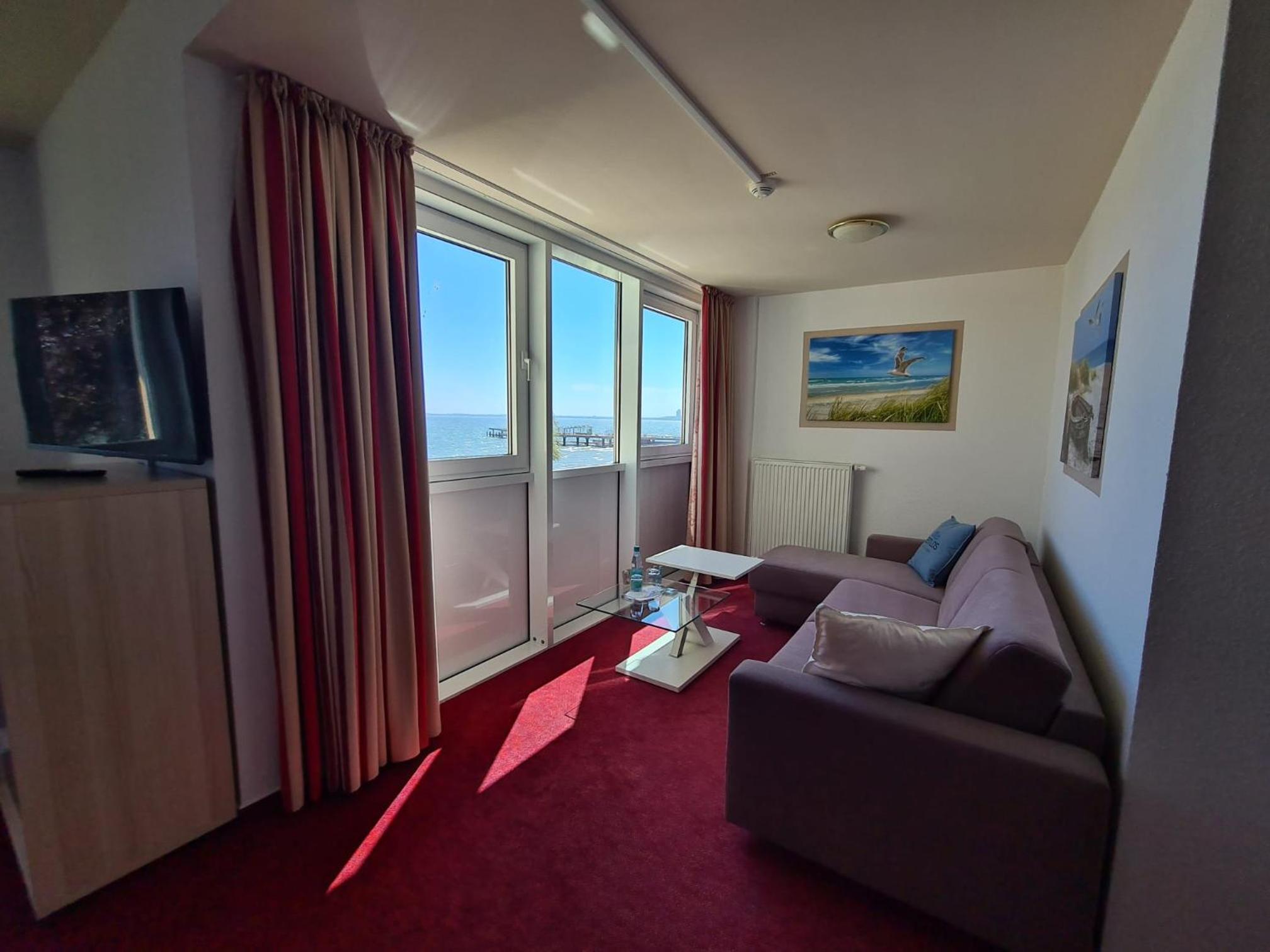 Großes Doppelzimmer mit Meerblick ab 35qm photo 1