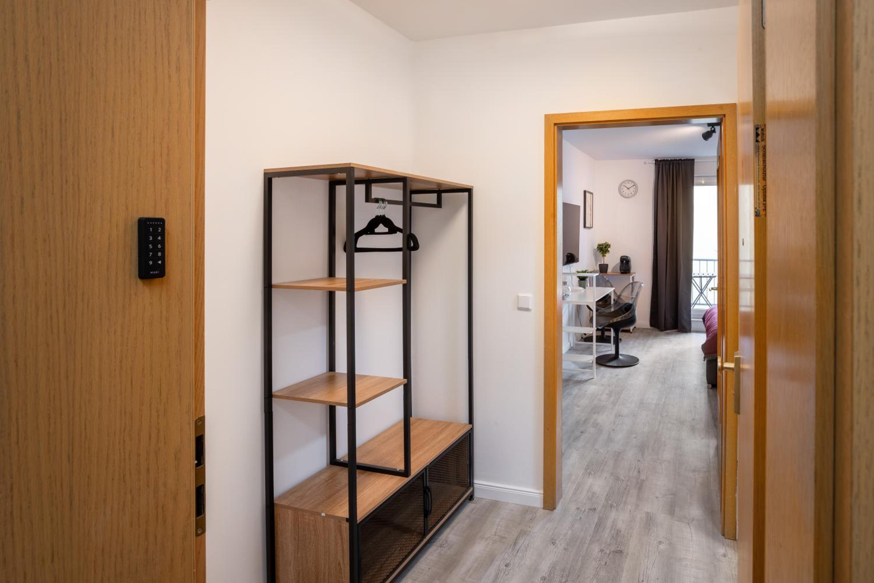 One-Bedroom Apartment with Balcony photo 2